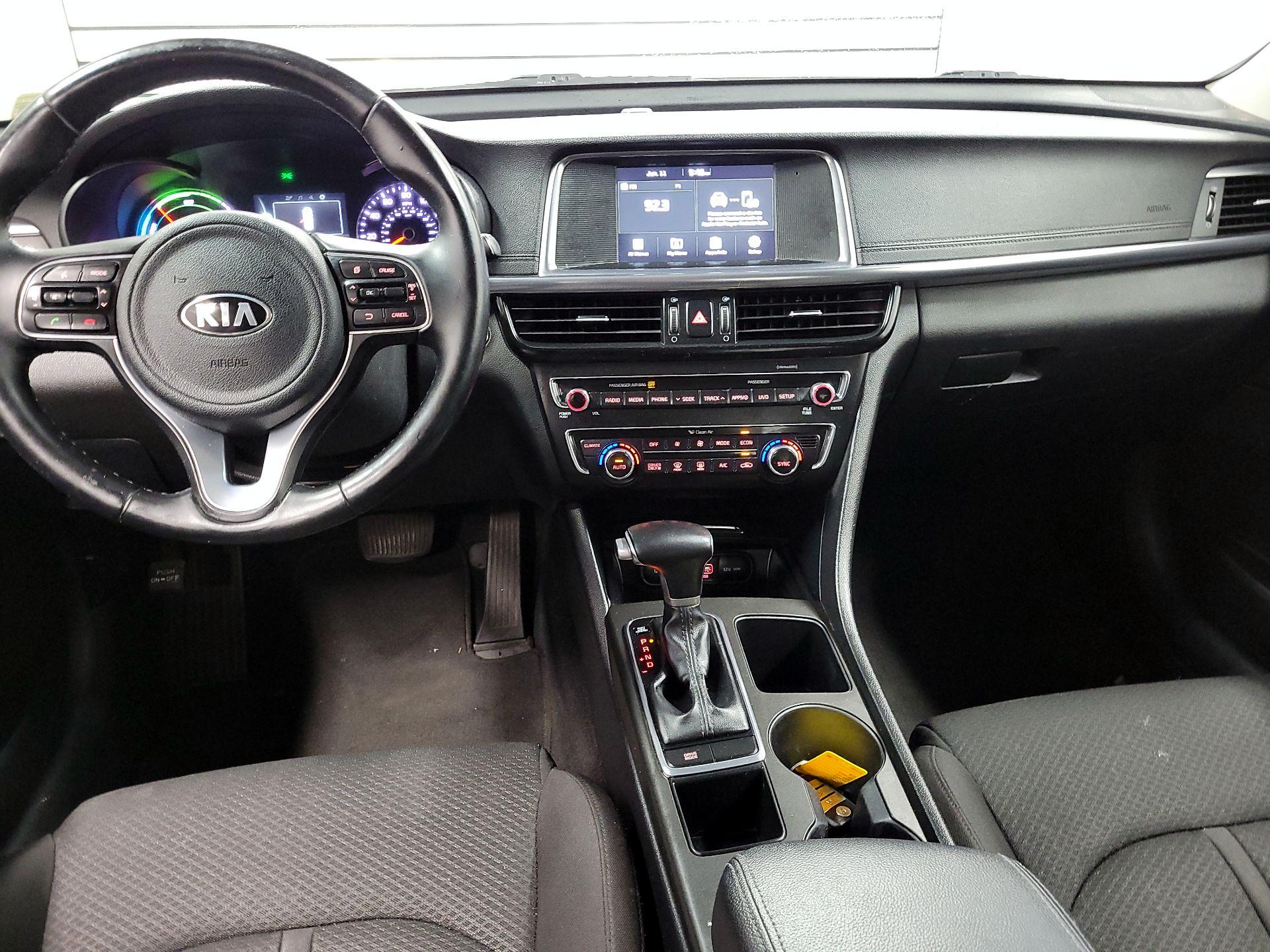 Thumbnail: 2017 Kia Optima - 9