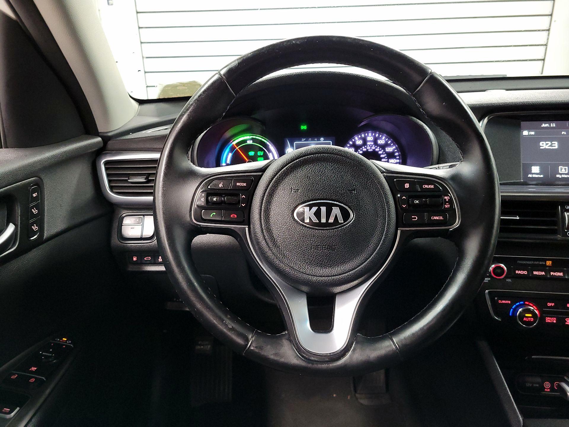 Thumbnail: 2017 Kia Optima - 10