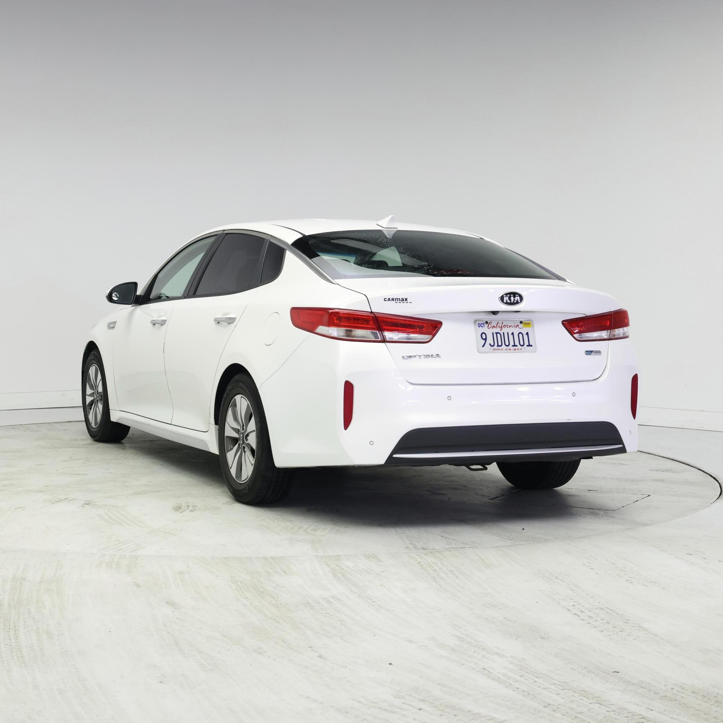Thumbnail: 2017 Kia Optima - 2