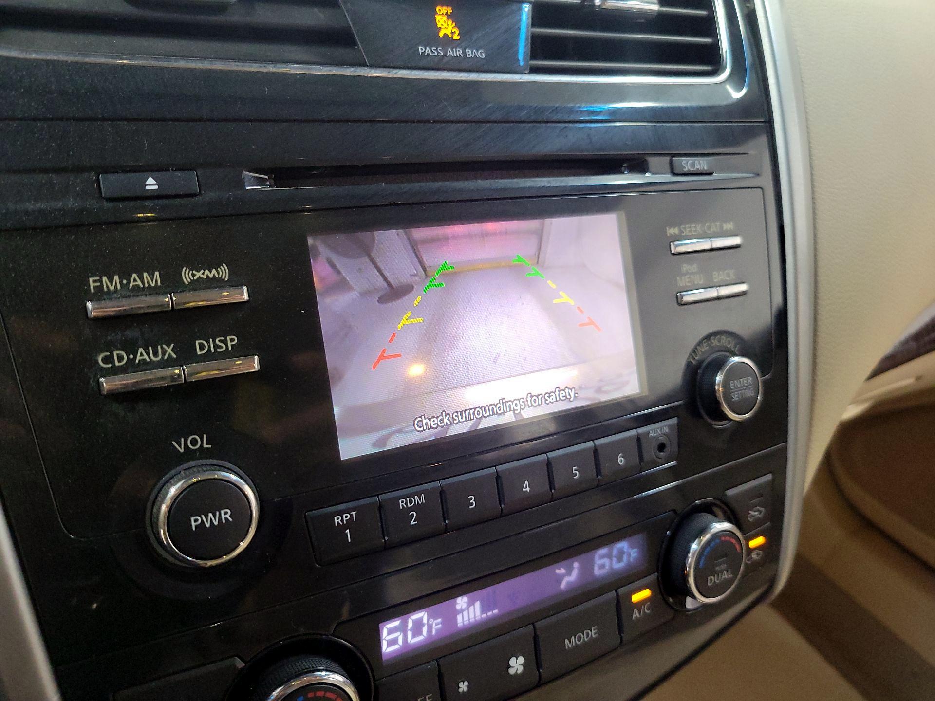 Thumbnail: 2013 Nissan Altima - 14
