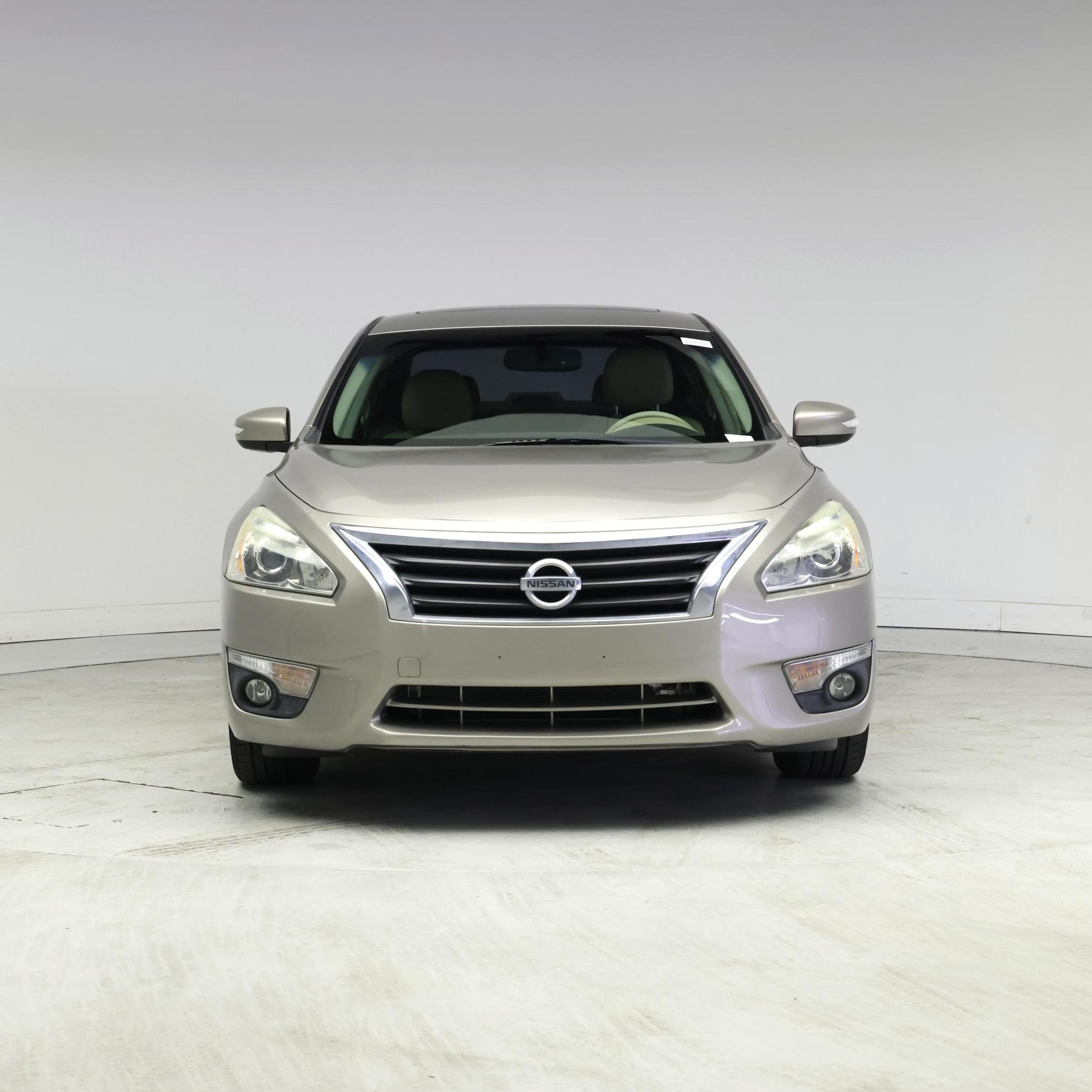 Thumbnail: 2013 Nissan Altima - 5