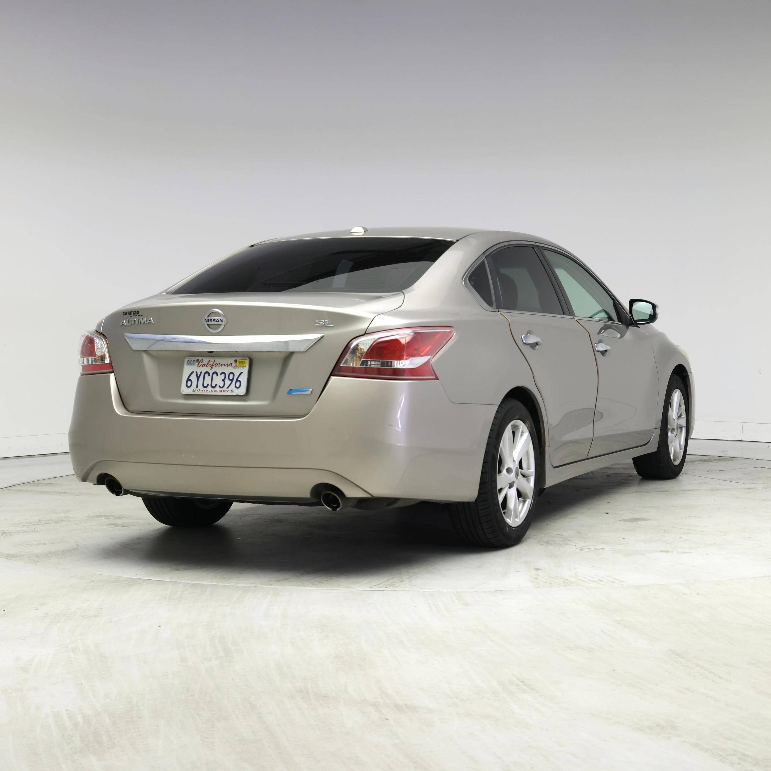 Thumbnail: 2013 Nissan Altima - 8
