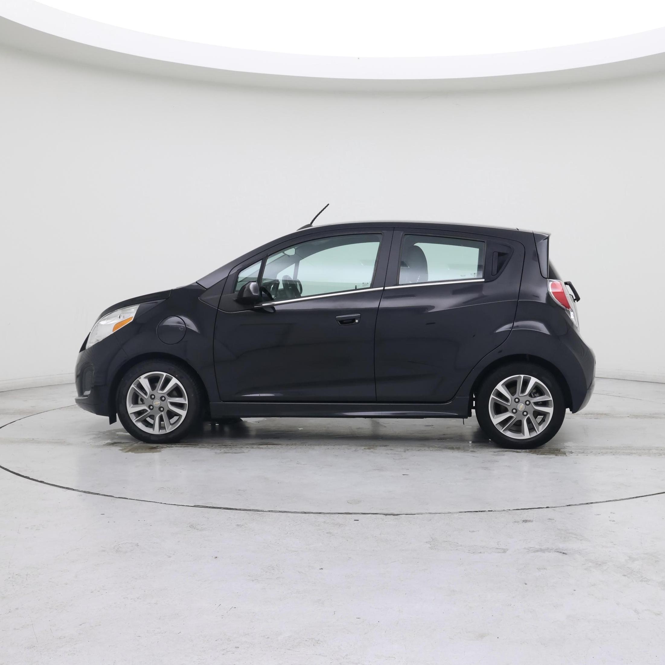 Thumbnail: 2015 Chevrolet Spark - 3