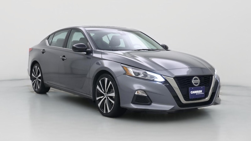 2022 Nissan Altima SR Hero Image