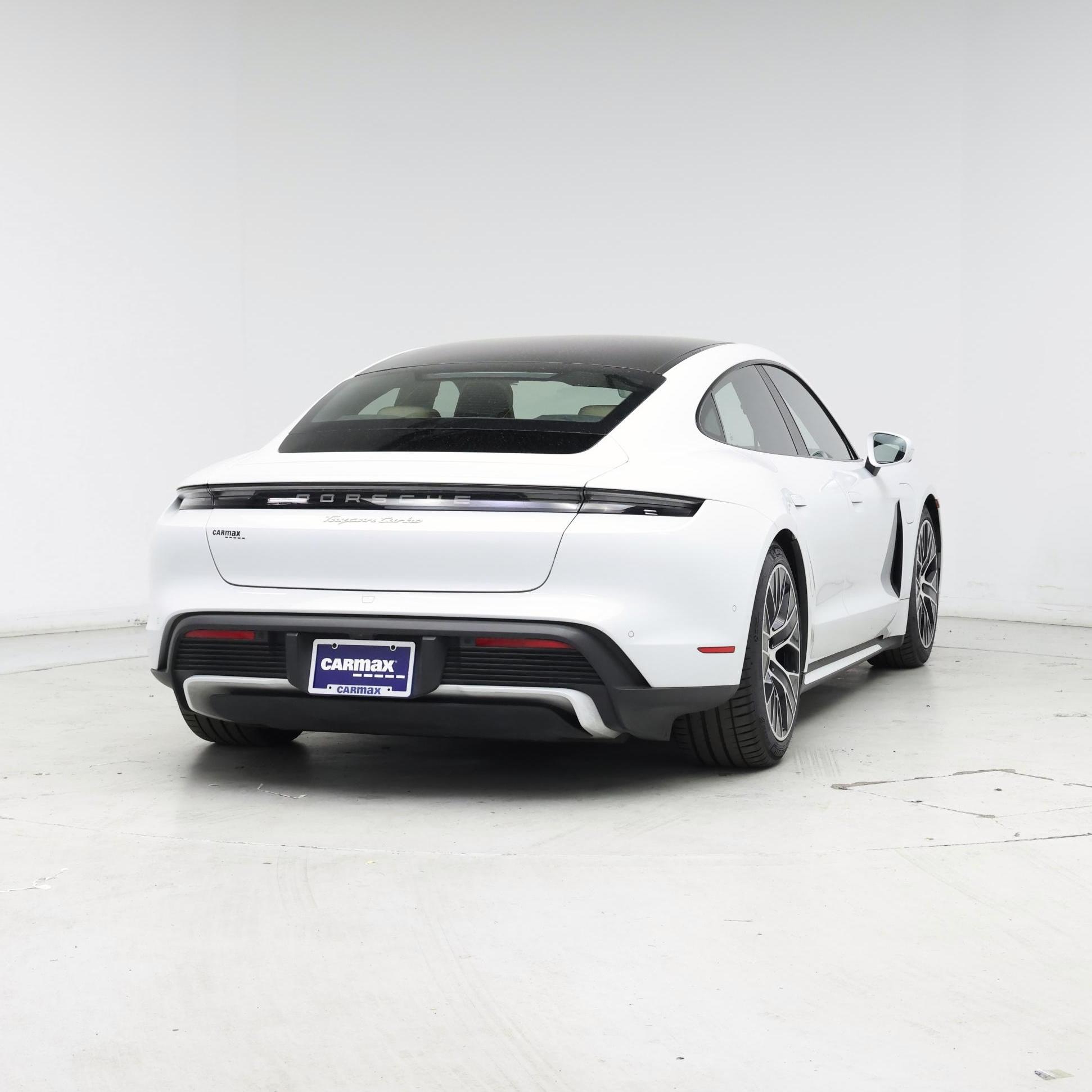Thumbnail: 2020 Porsche Taycan - 8