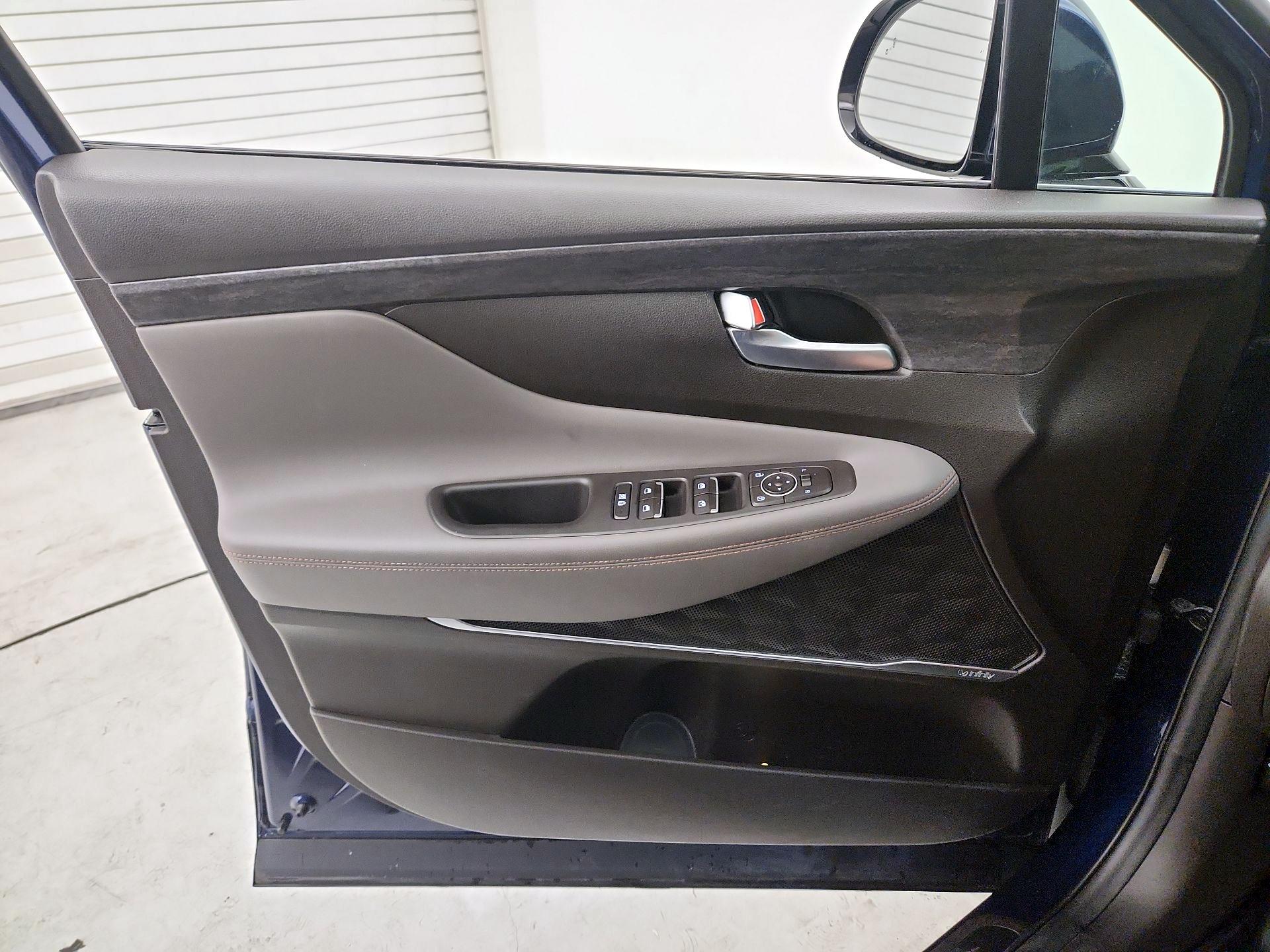 Thumbnail: 2019 Hyundai Santa Fe - 12