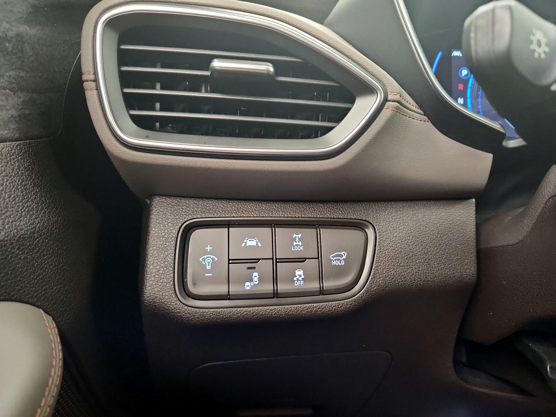Thumbnail: 2019 Hyundai Santa Fe - 13