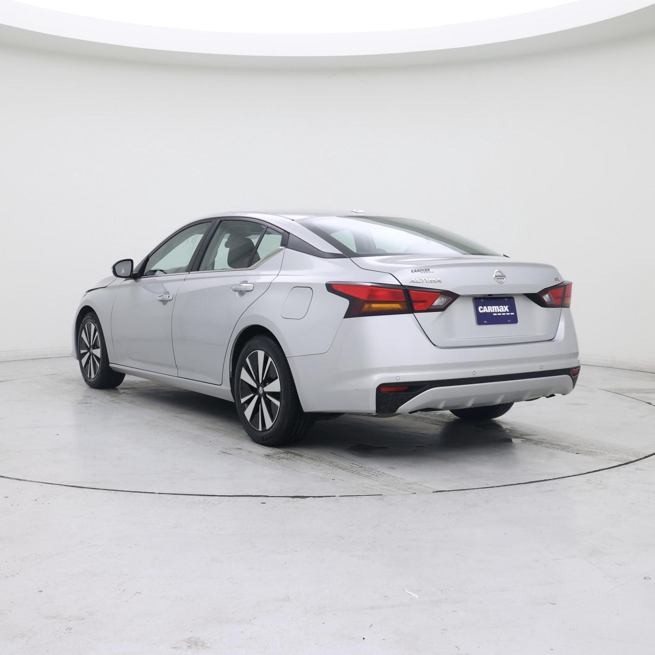 Thumbnail: 2022 Nissan Altima - 2
