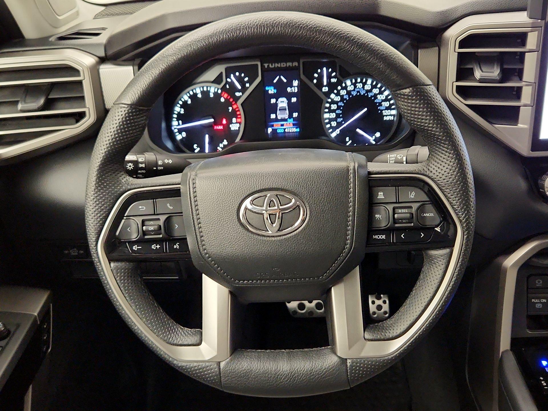 Thumbnail: 2022 Toyota Tundra - 10