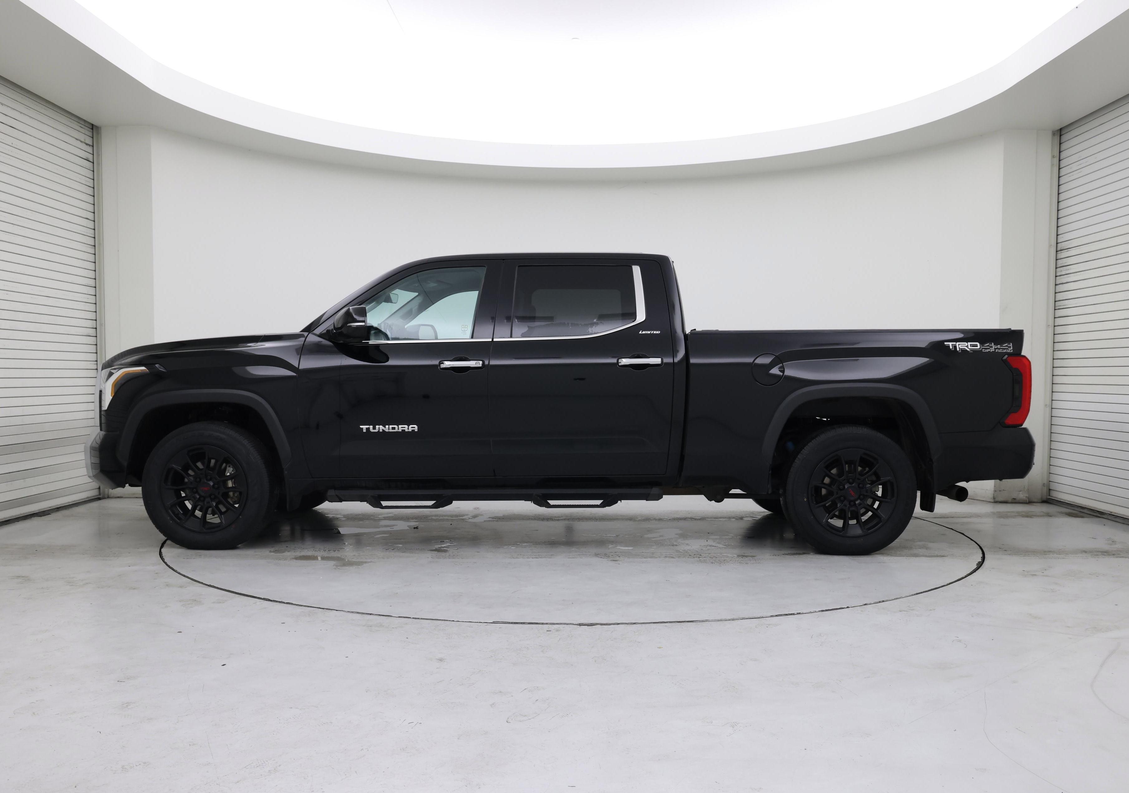 Thumbnail: 2022 Toyota Tundra - 3