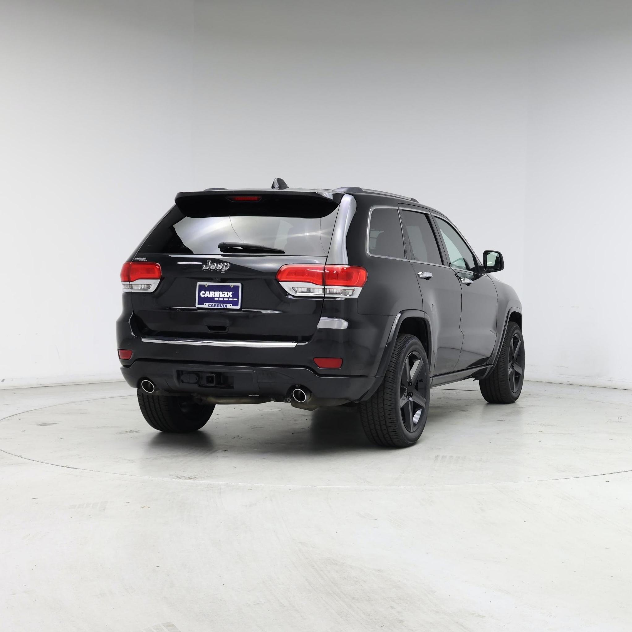 Thumbnail: 2015 Jeep Grand Cherokee - 8