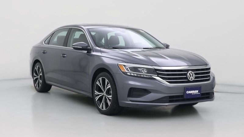 2021 Volkswagen Passat SE Hero Image
