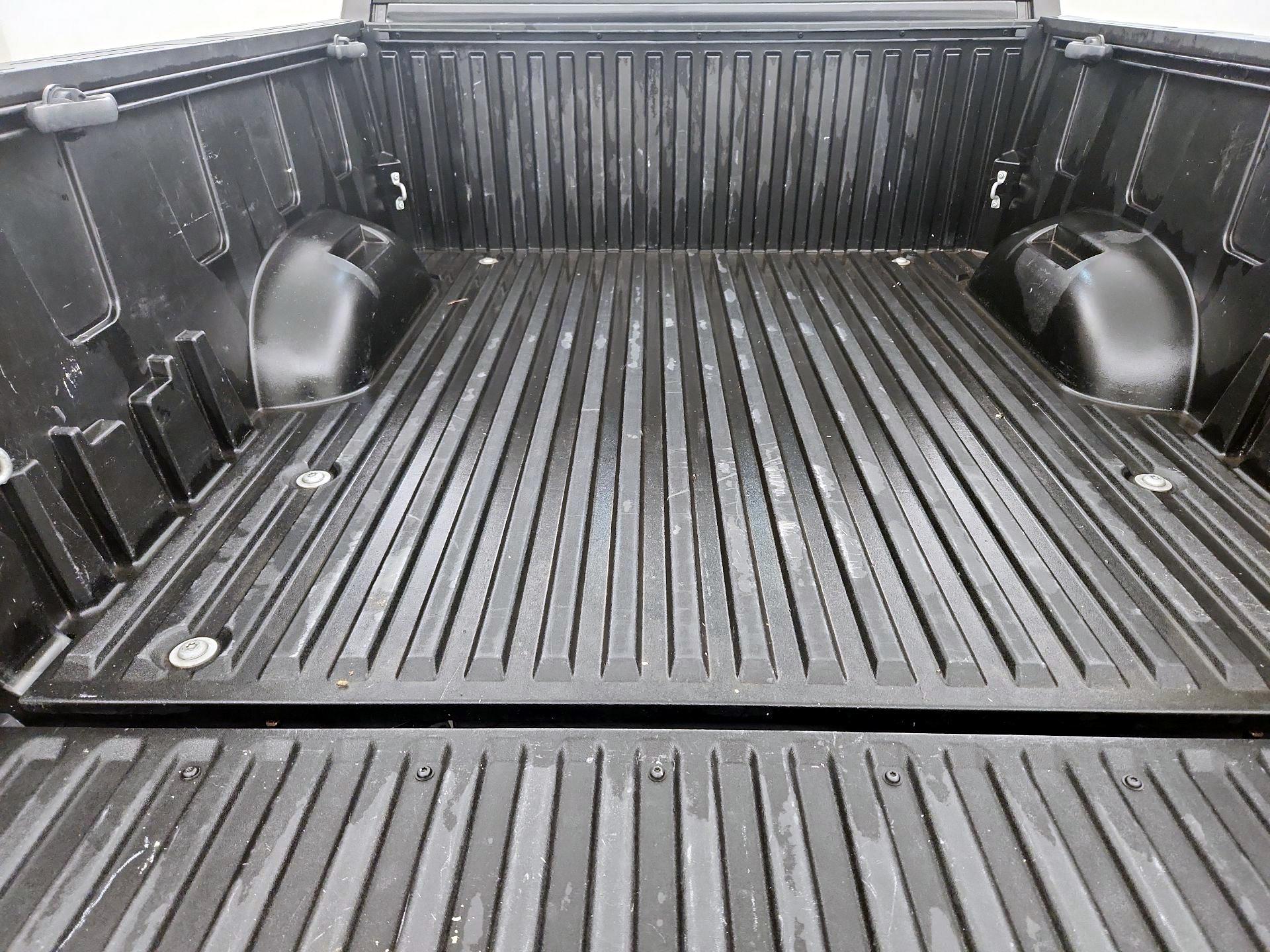 Thumbnail: 2023 Toyota Tundra - 20