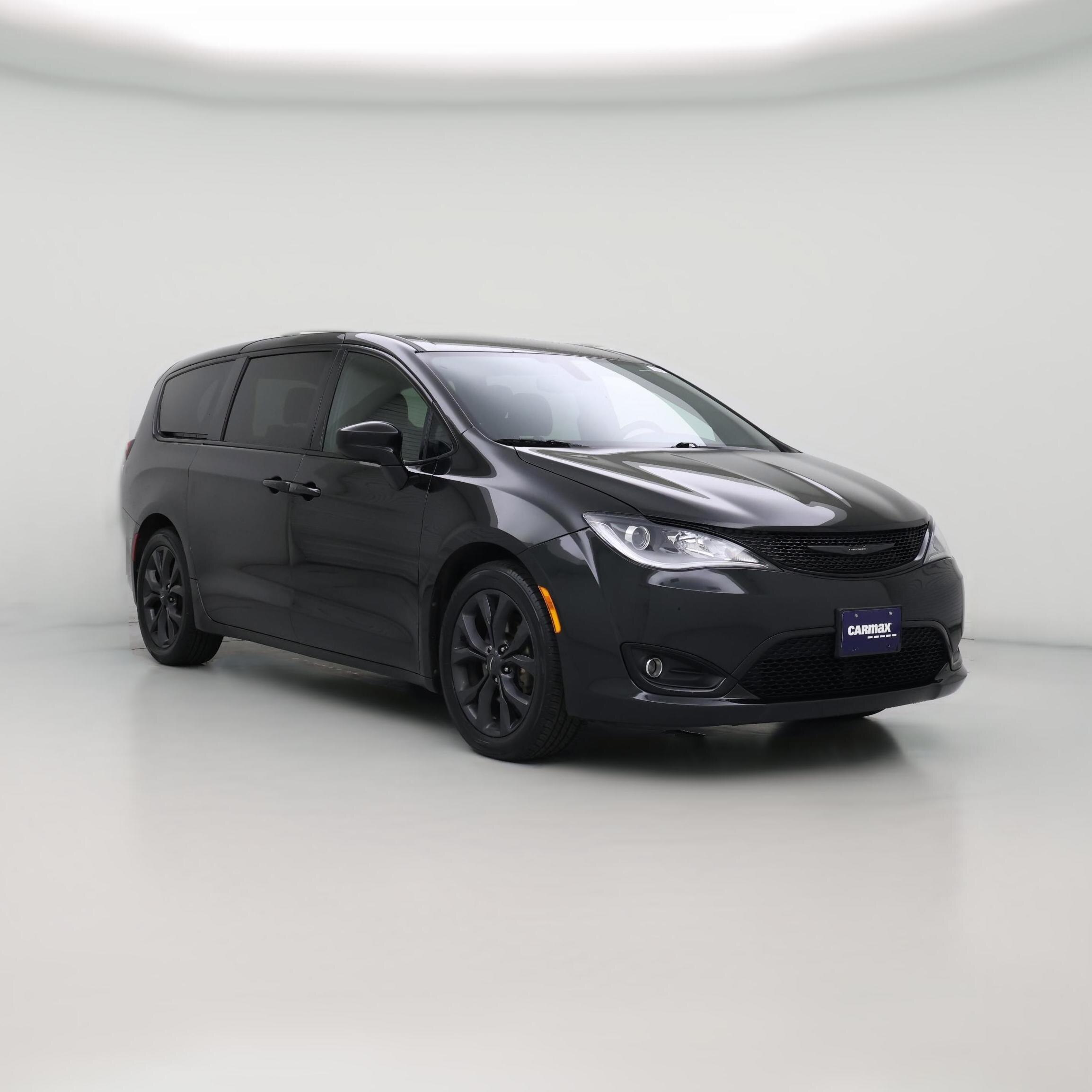 Thumbnail: 2020 Chrysler Pacifica - 1