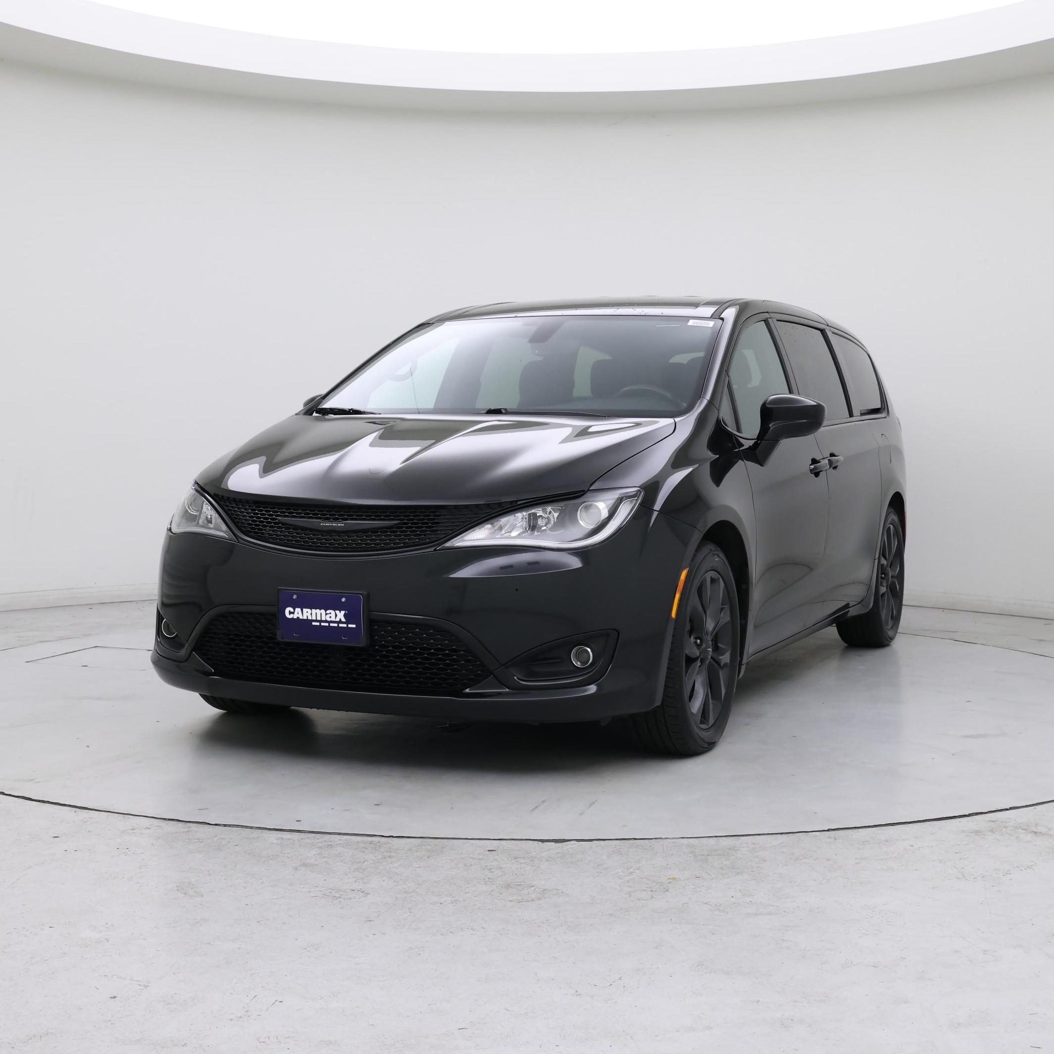 Thumbnail: 2020 Chrysler Pacifica - 4