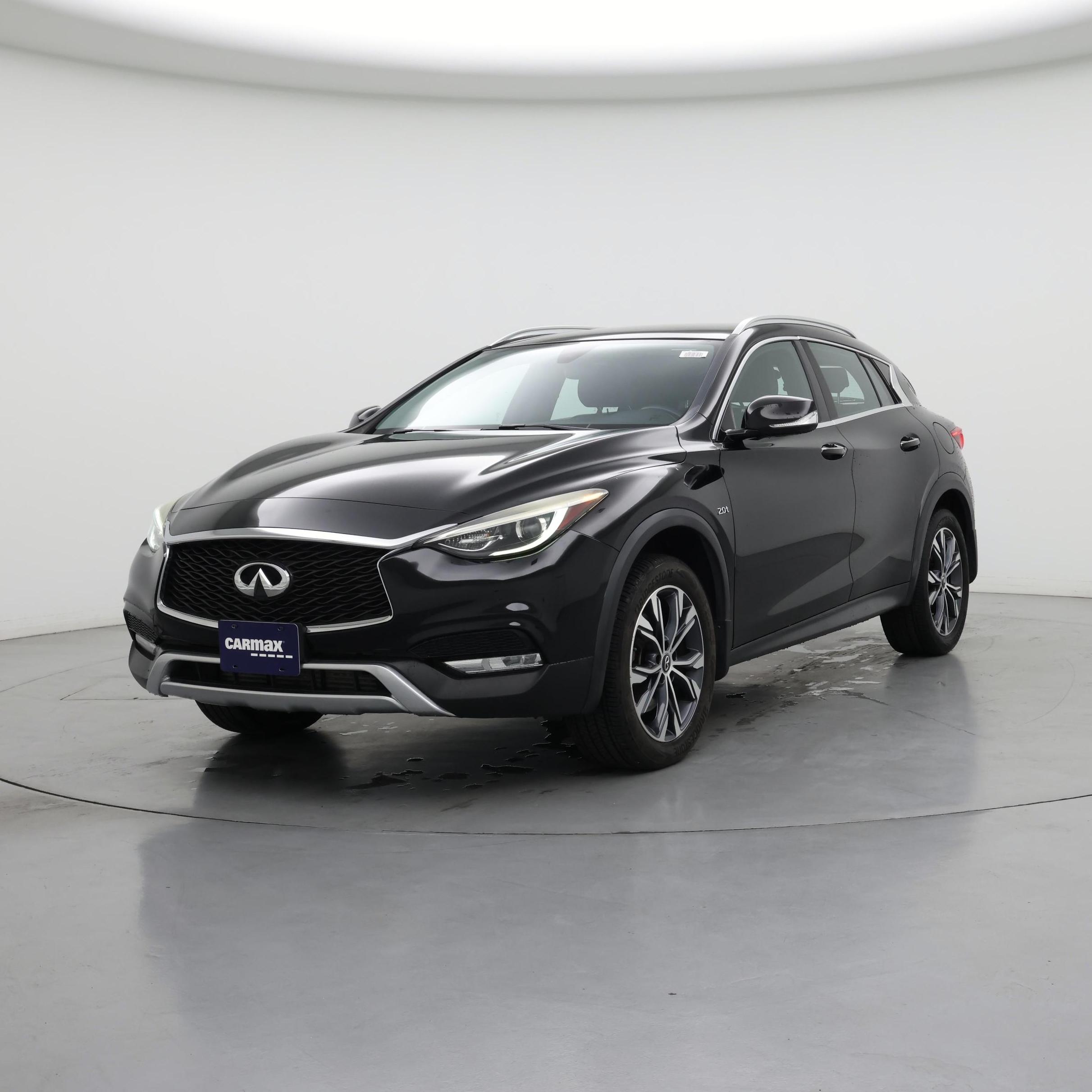 Thumbnail: 2017 INFINITI QX30 - 4