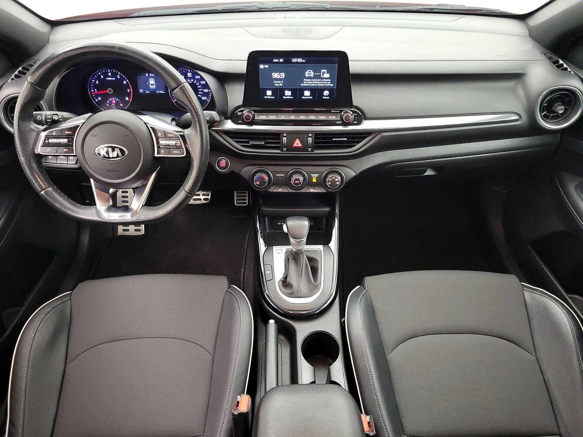 Thumbnail: 2021 Kia Forte - 9