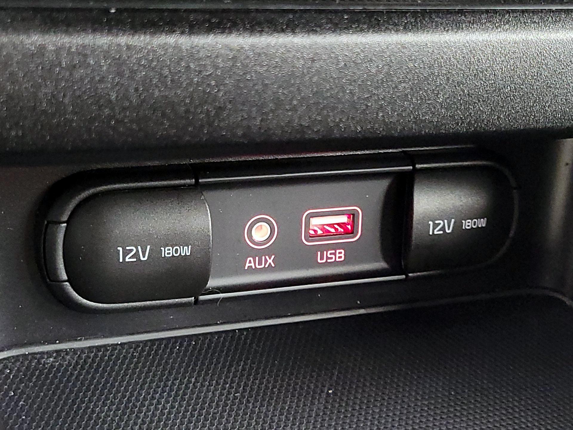 Thumbnail: 2021 Kia Forte - 18