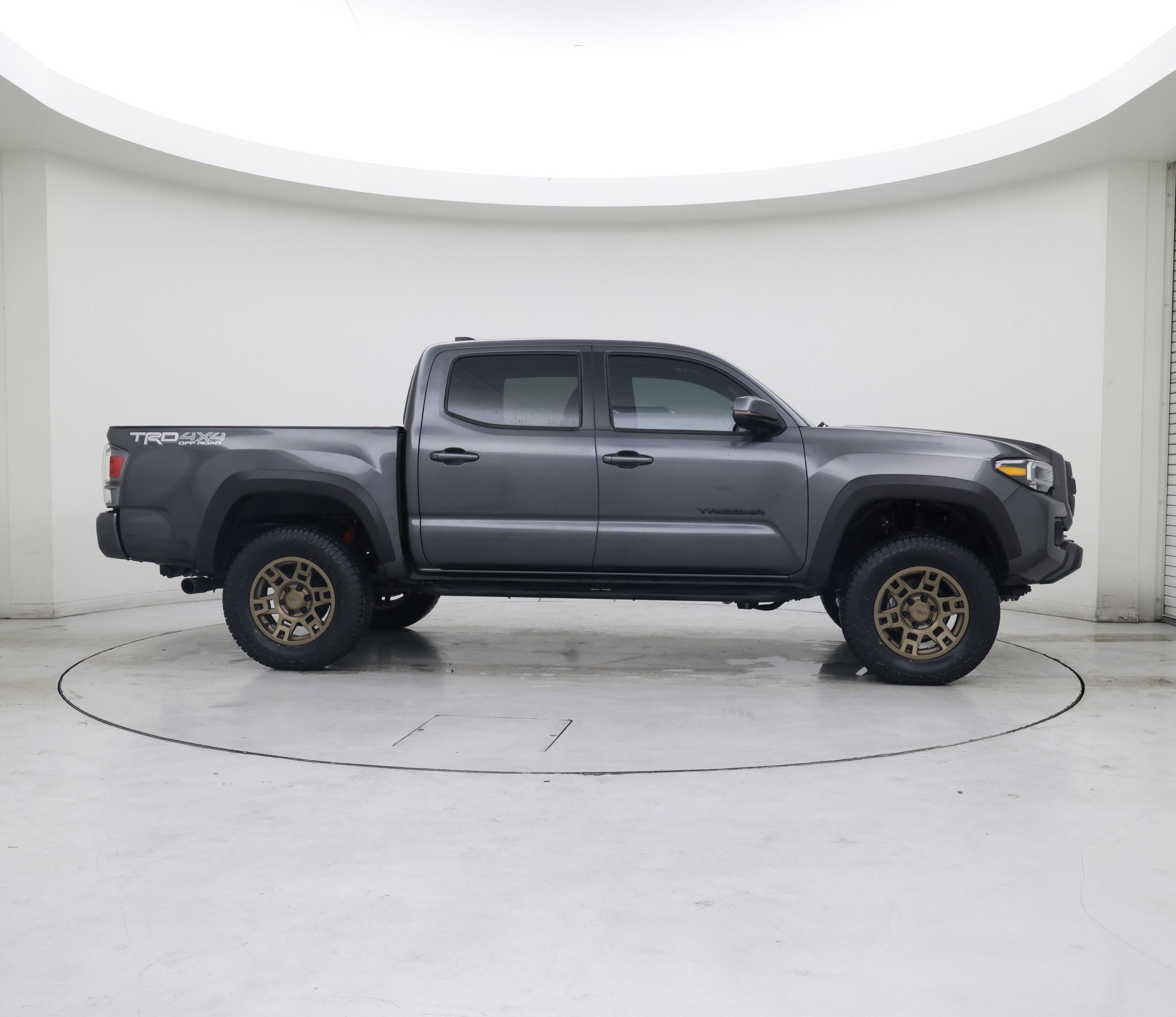Thumbnail: 2023 Toyota Tacoma - 7