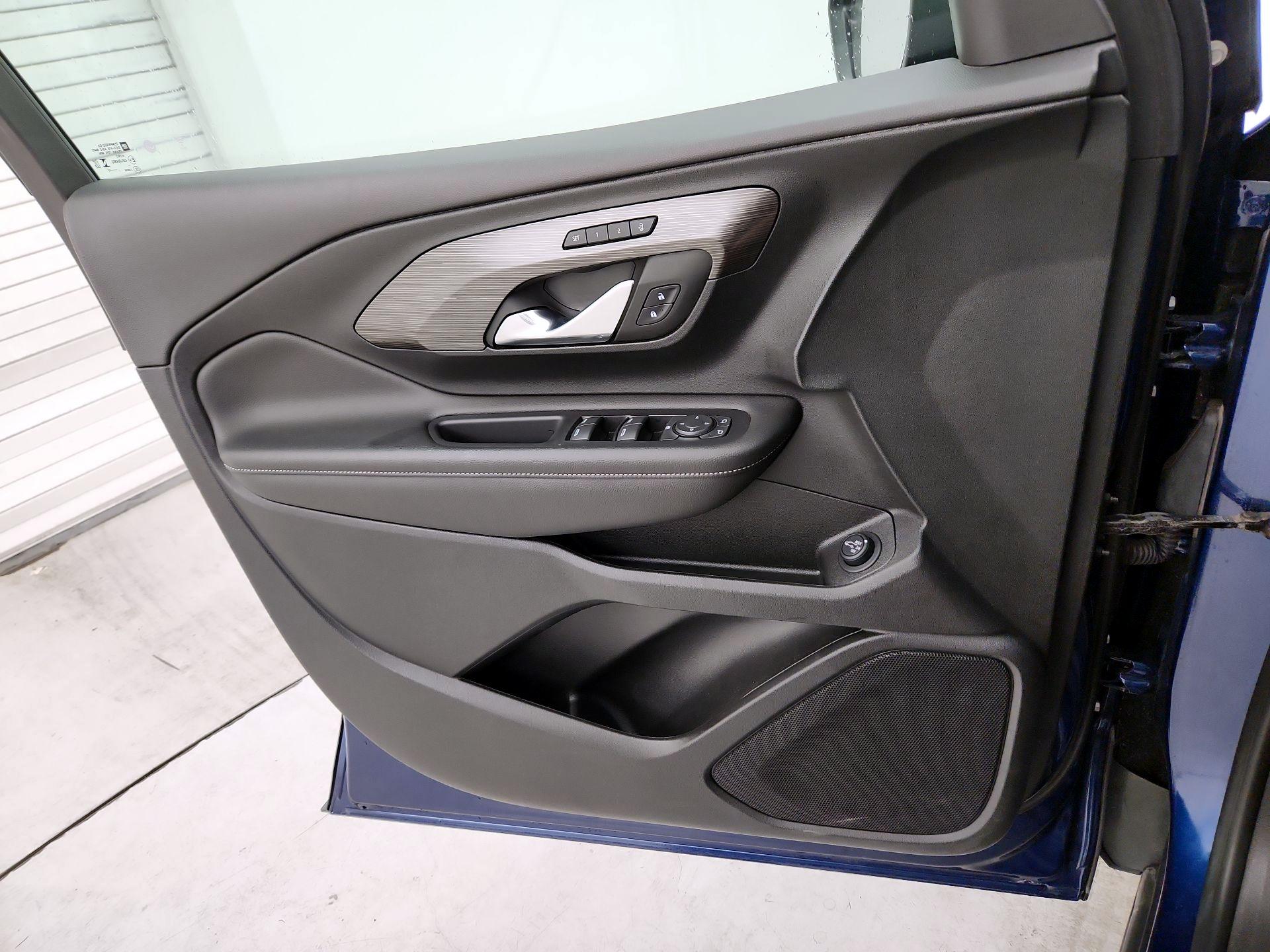 Thumbnail: 2023 GMC Terrain - 12