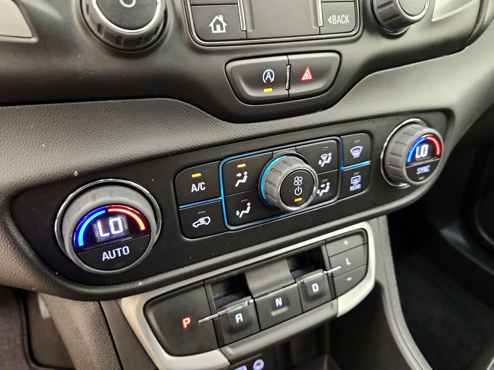 Thumbnail: 2023 GMC Terrain - 16