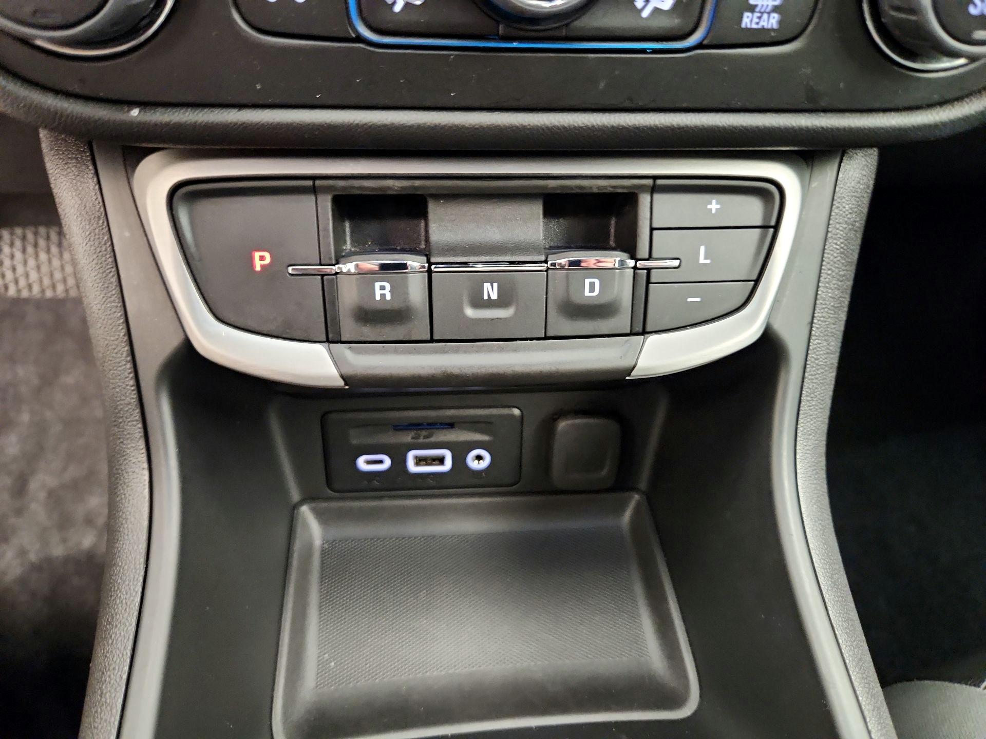 Thumbnail: 2023 GMC Terrain - 17