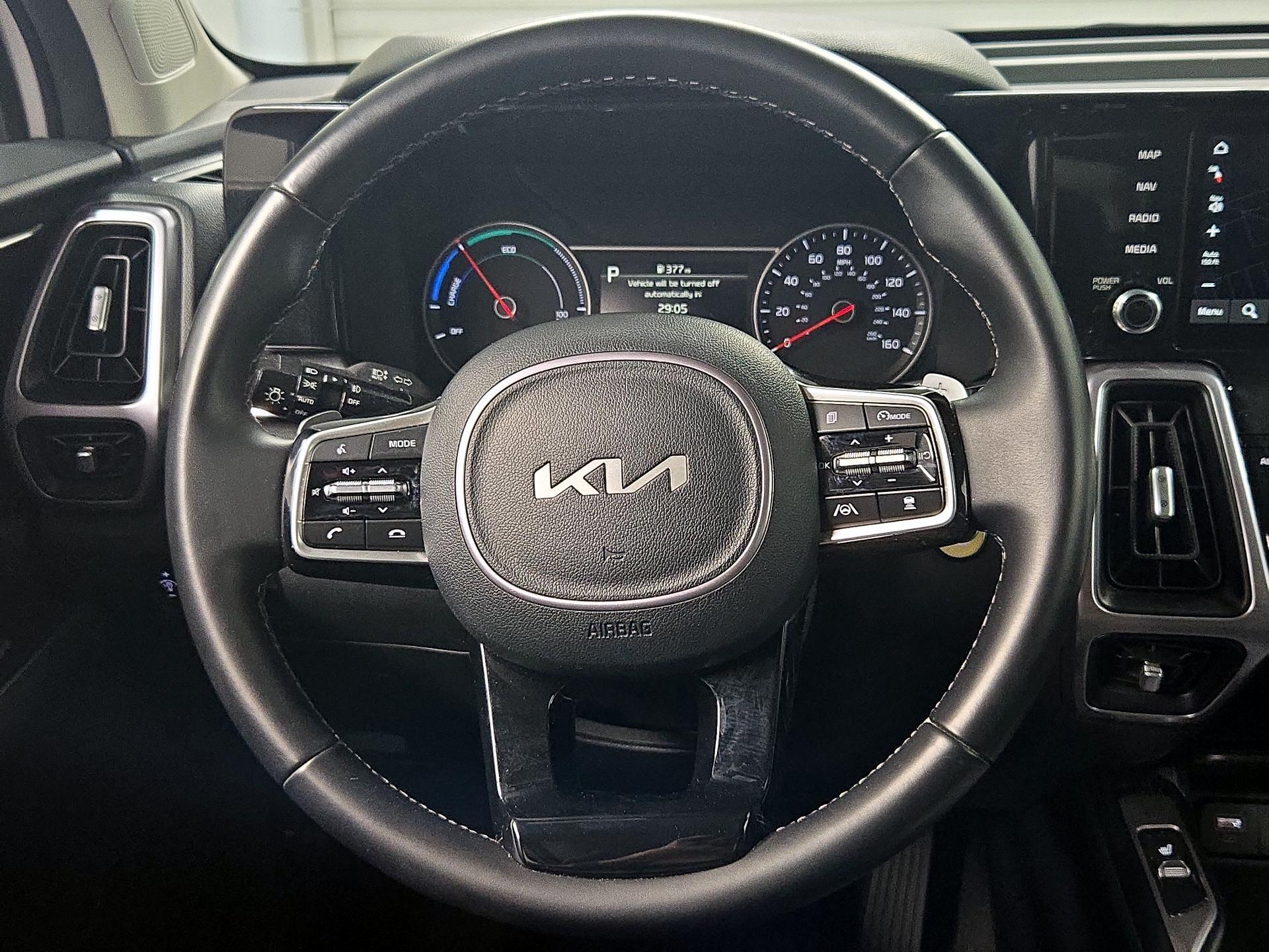 Thumbnail: 2023 Kia Sorento - 10