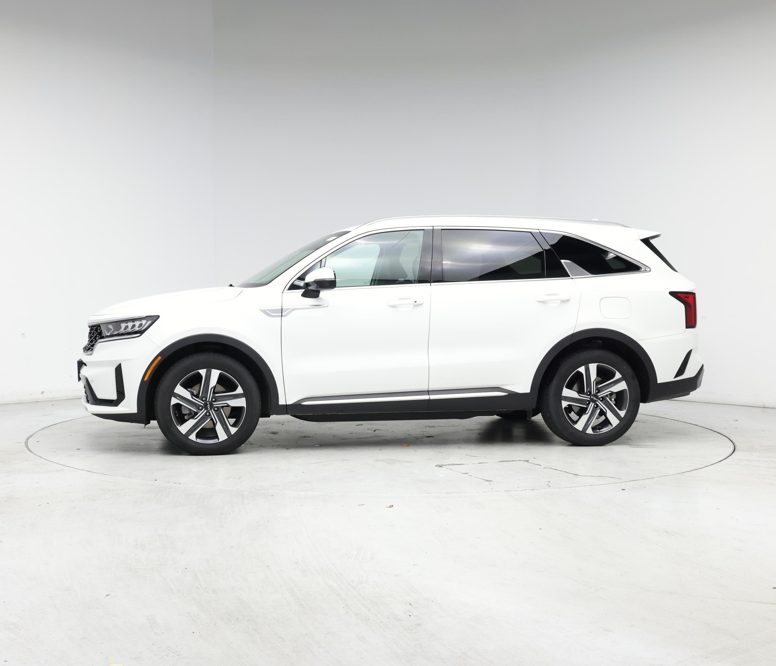 Thumbnail: 2023 Kia Sorento - 3