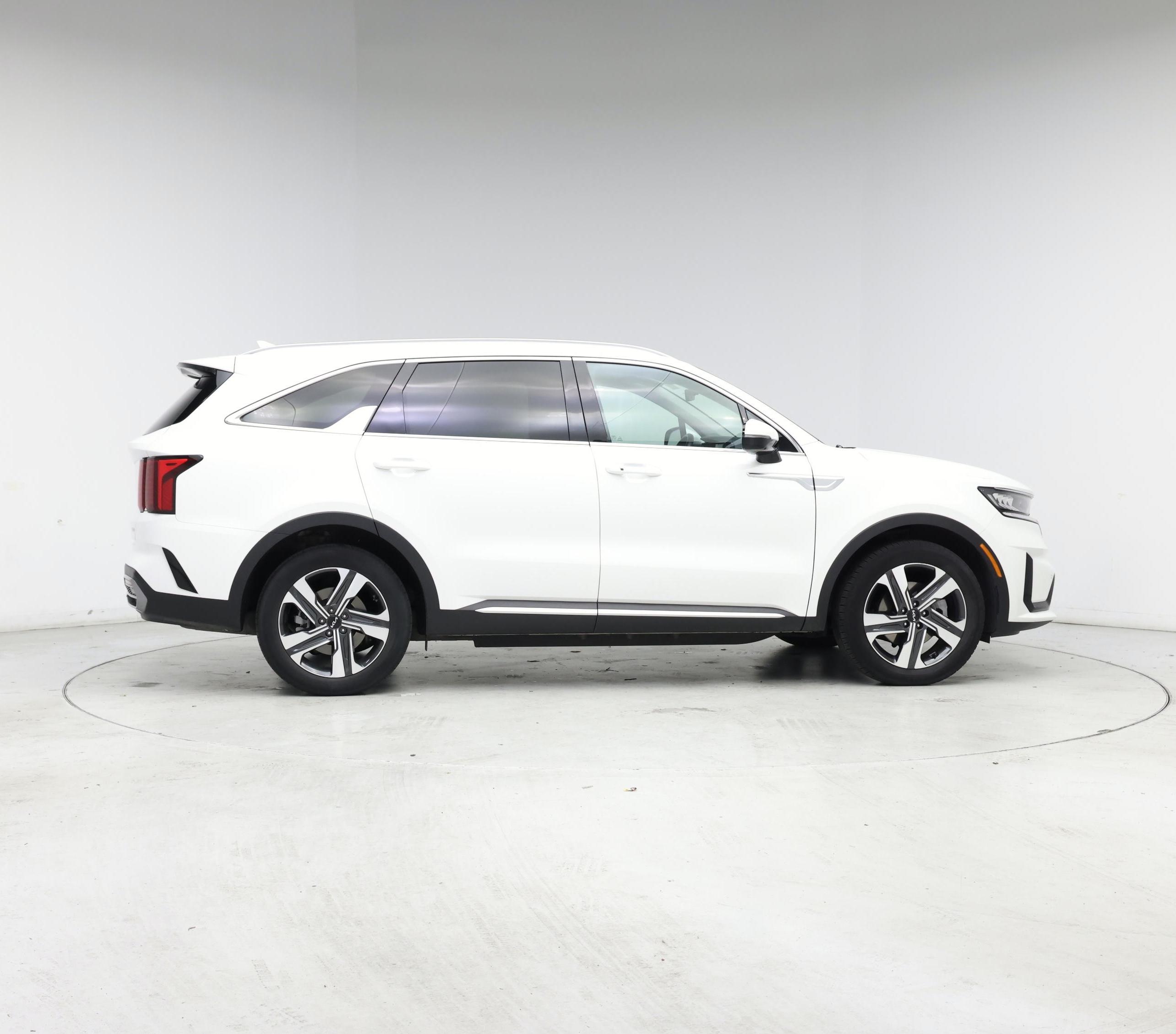 Thumbnail: 2023 Kia Sorento - 7