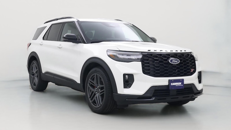 2025 Ford Explorer ST Hero Image