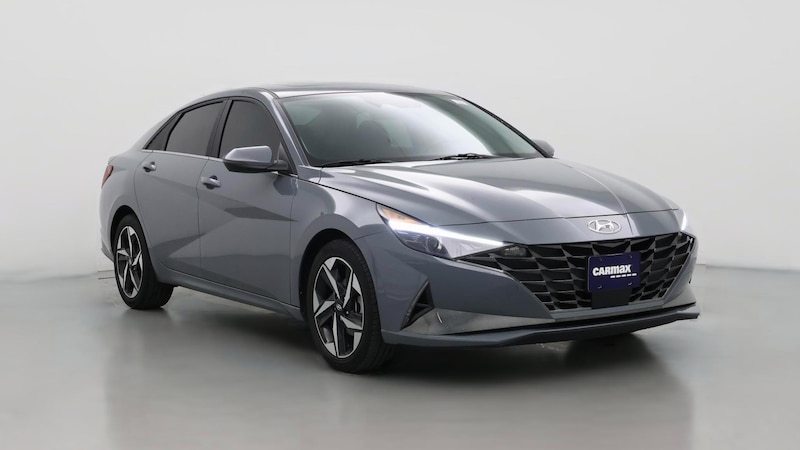 2022 Hyundai Elantra SEL Hero Image