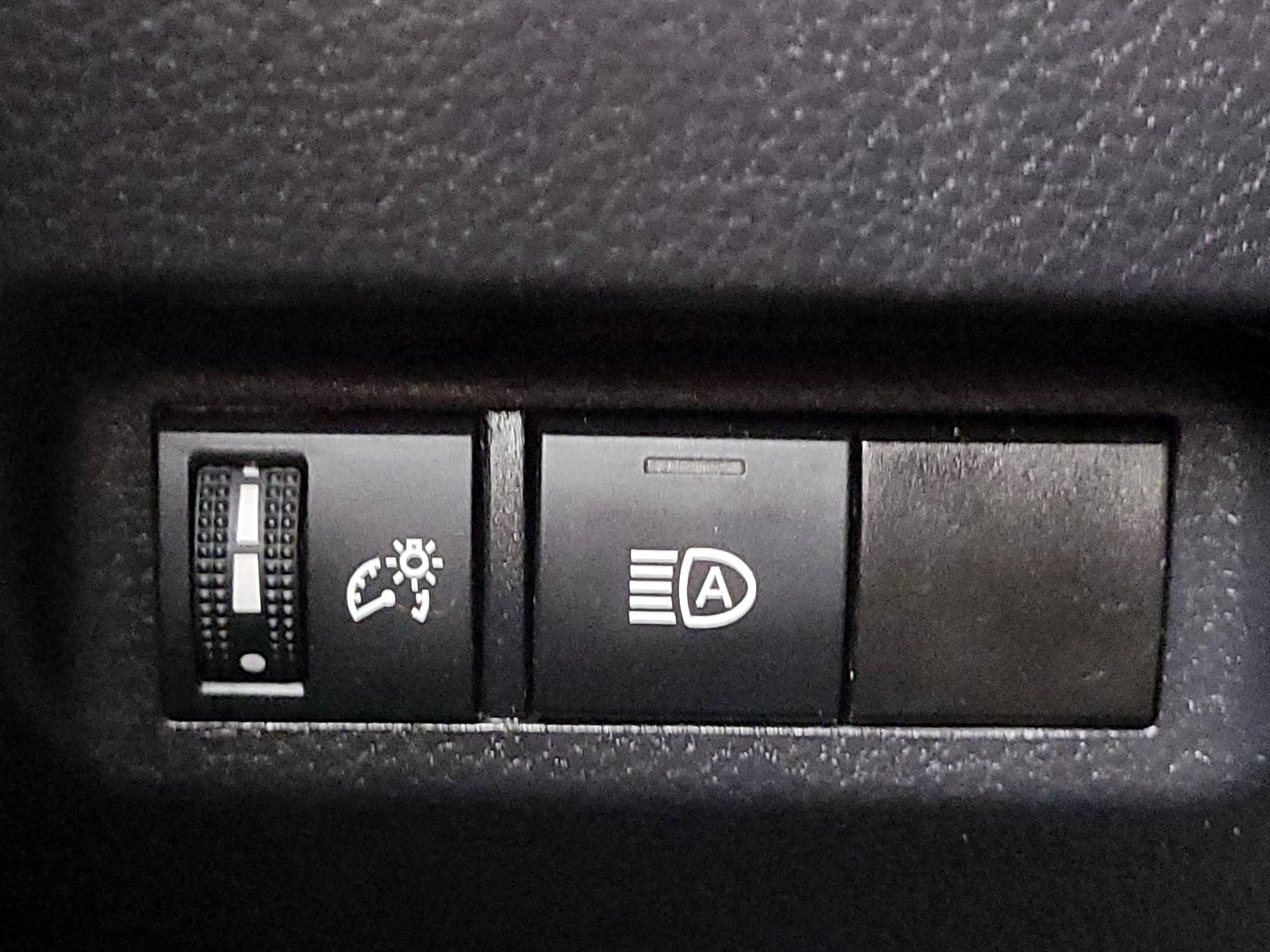 Thumbnail: 2024 Toyota RAV4 - 13