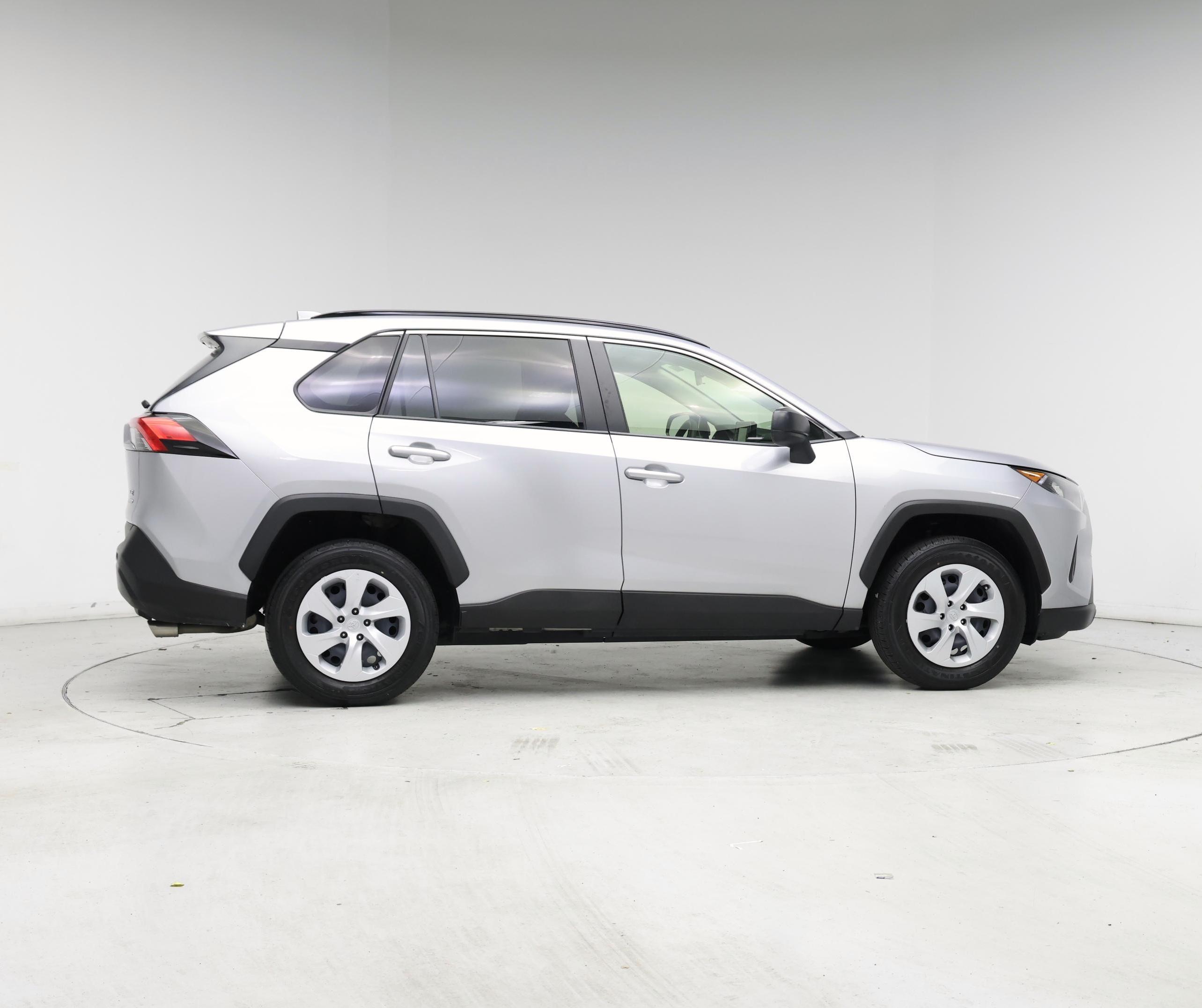 Thumbnail: 2019 Toyota RAV4 - 7