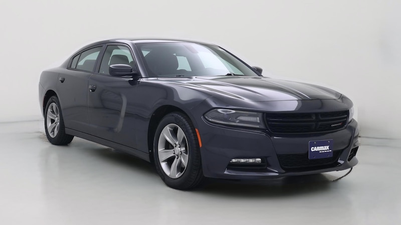 2017 Dodge Charger SXT Hero Image