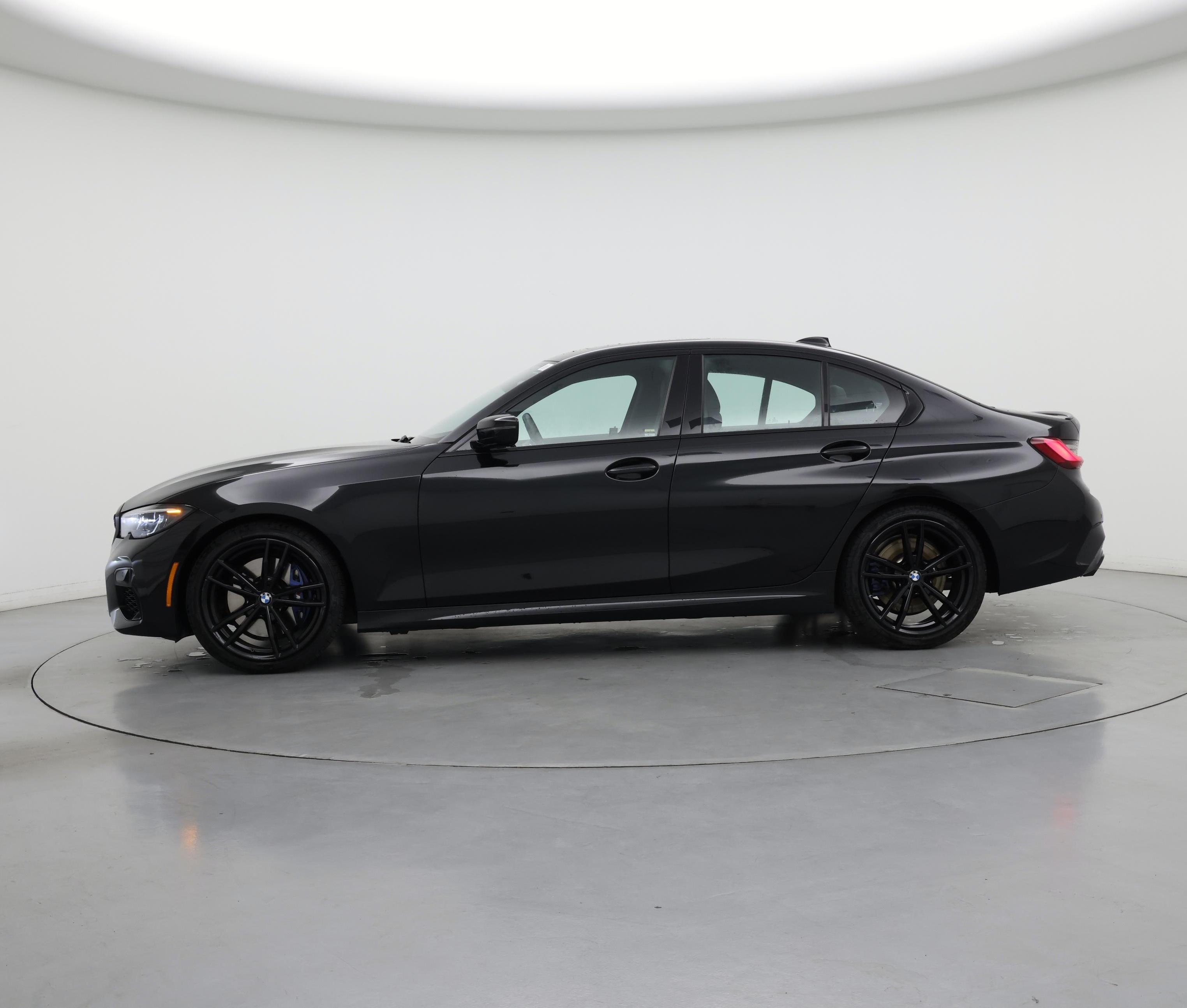Thumbnail: 2022 BMW 3 Series - 3