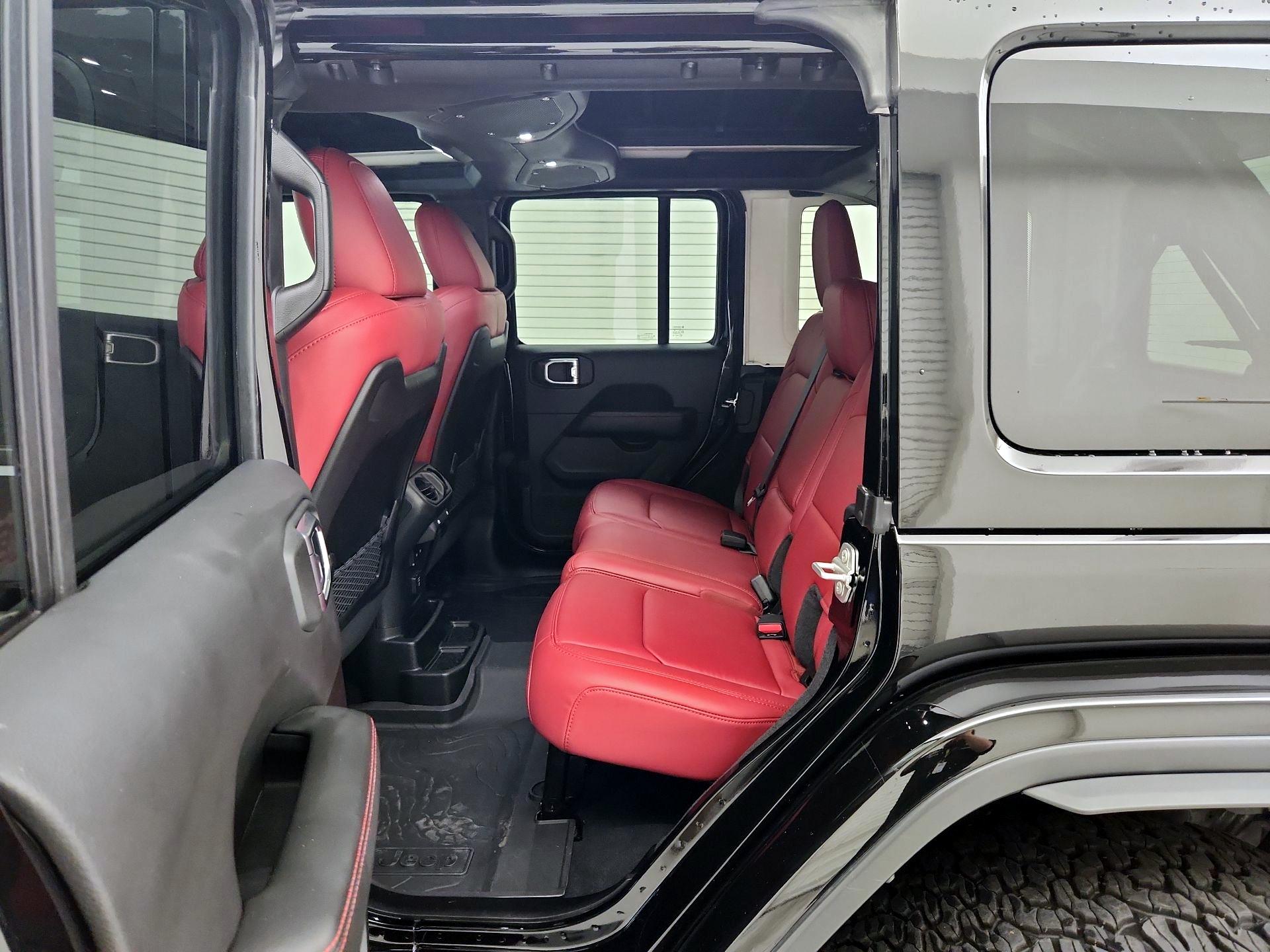 Thumbnail: 2024 Jeep Wrangler - 20