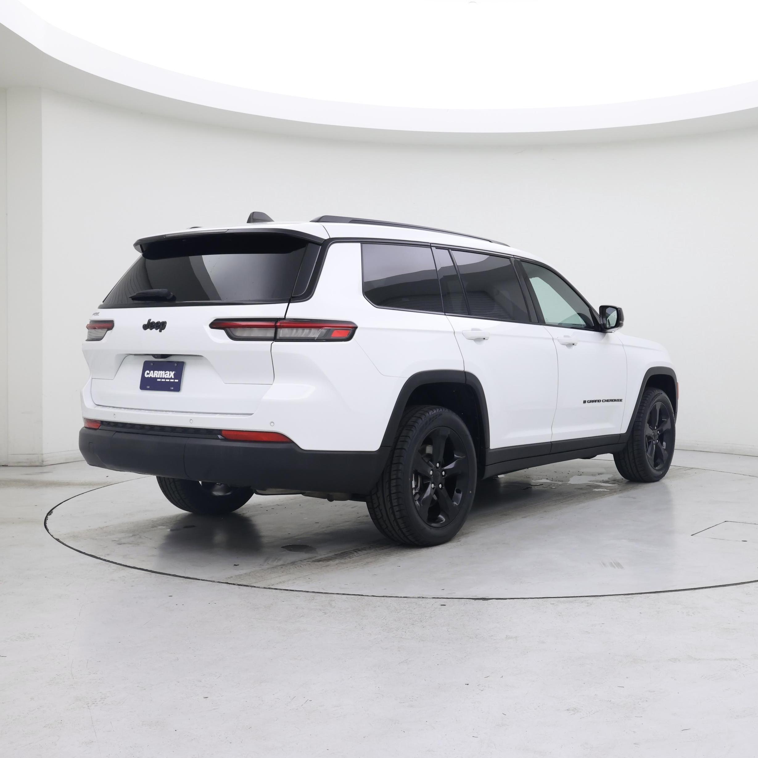 Thumbnail: 2023 Jeep Grand Cherokee L - 8