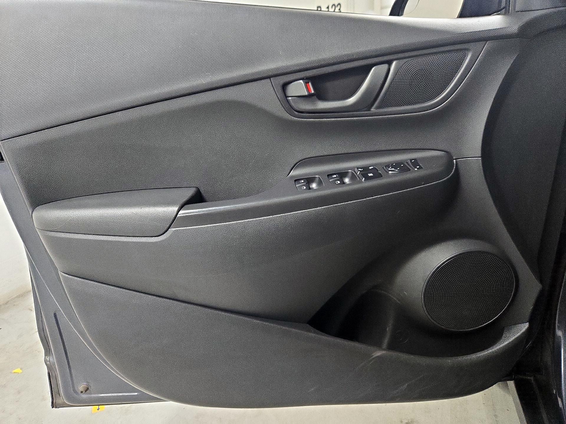 Thumbnail: 2019 Hyundai Kona - 12
