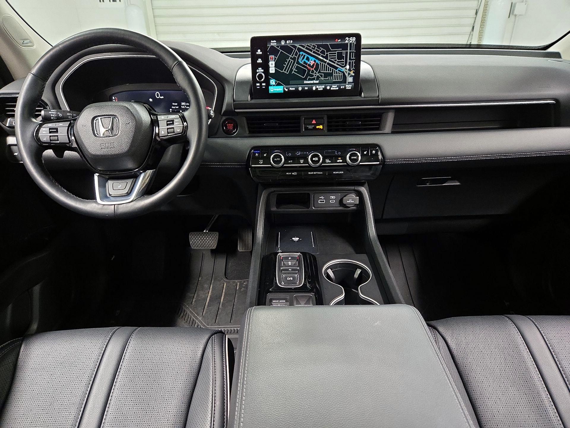 Thumbnail: 2023 Honda Pilot - 9