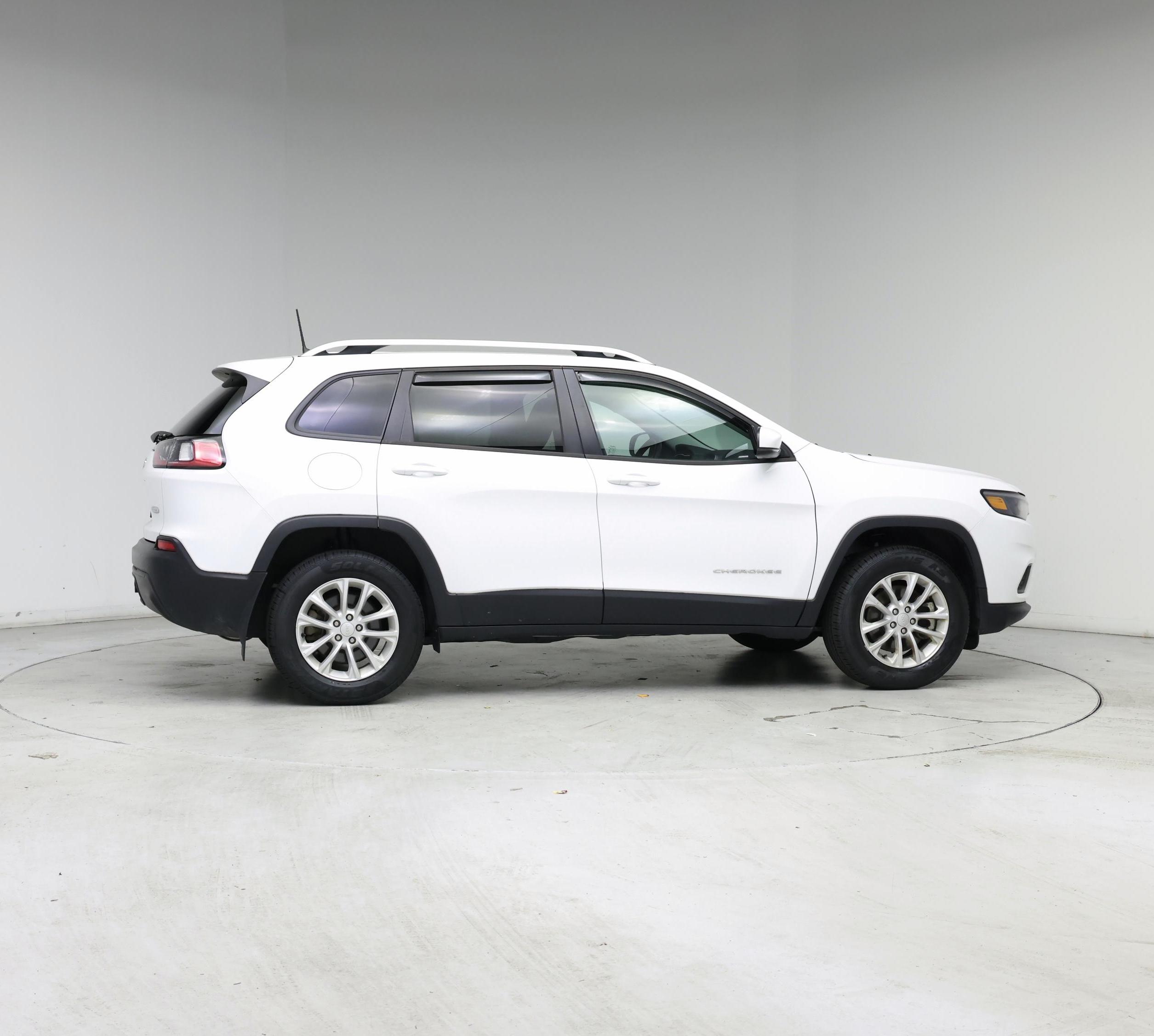 Thumbnail: 2021 Jeep Cherokee - 7