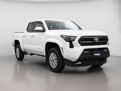 White 2024 Toyota Tacoma SR5