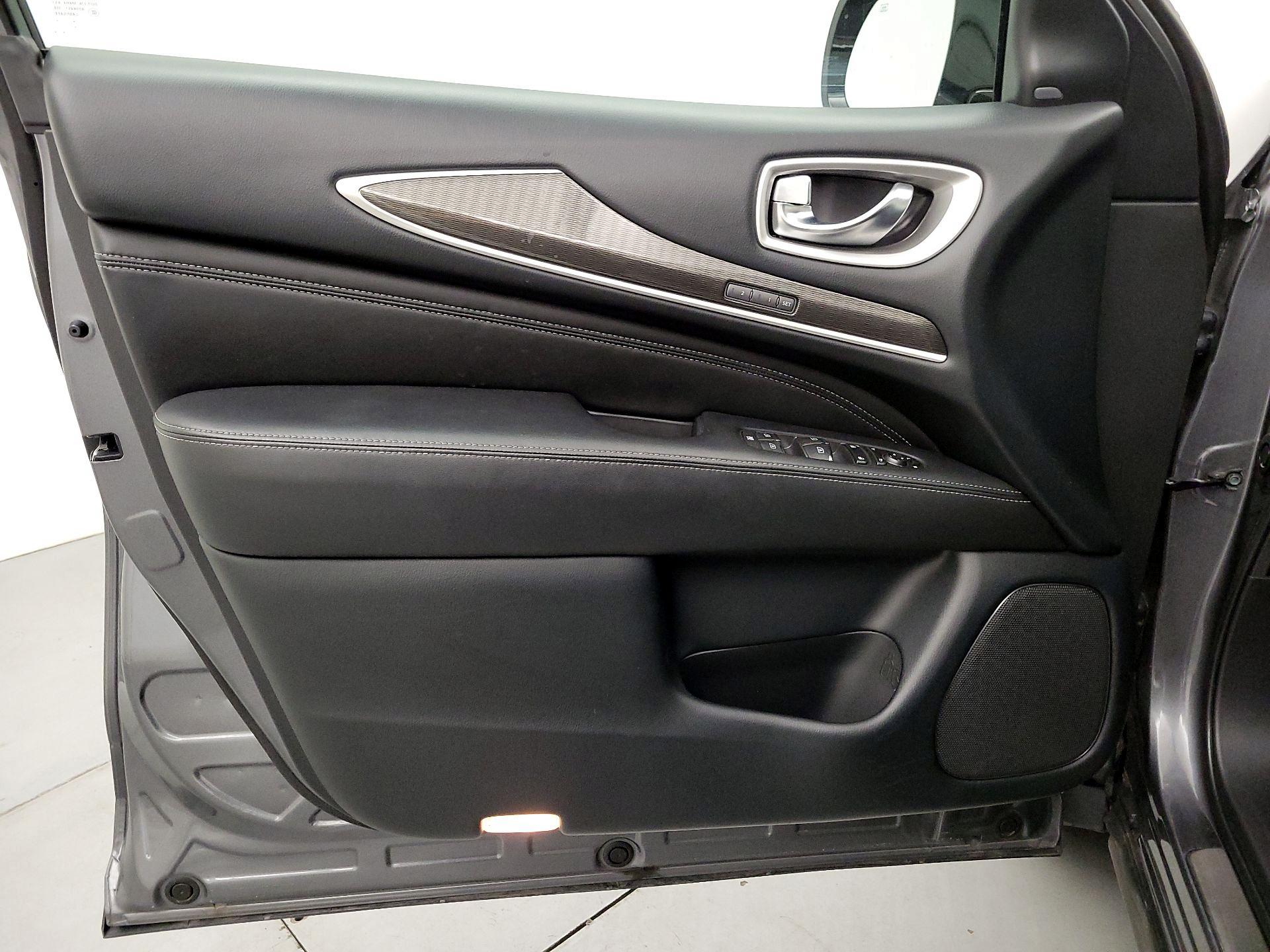 Thumbnail: 2020 INFINITI QX60 - 12