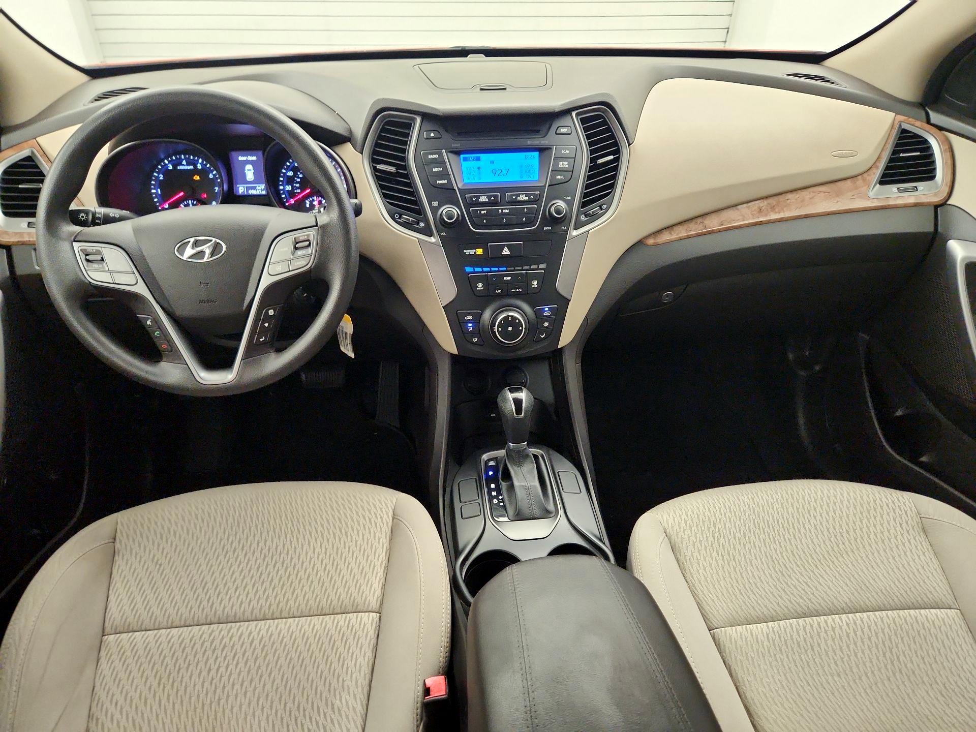 Thumbnail: 2016 Hyundai Santa Fe - 9