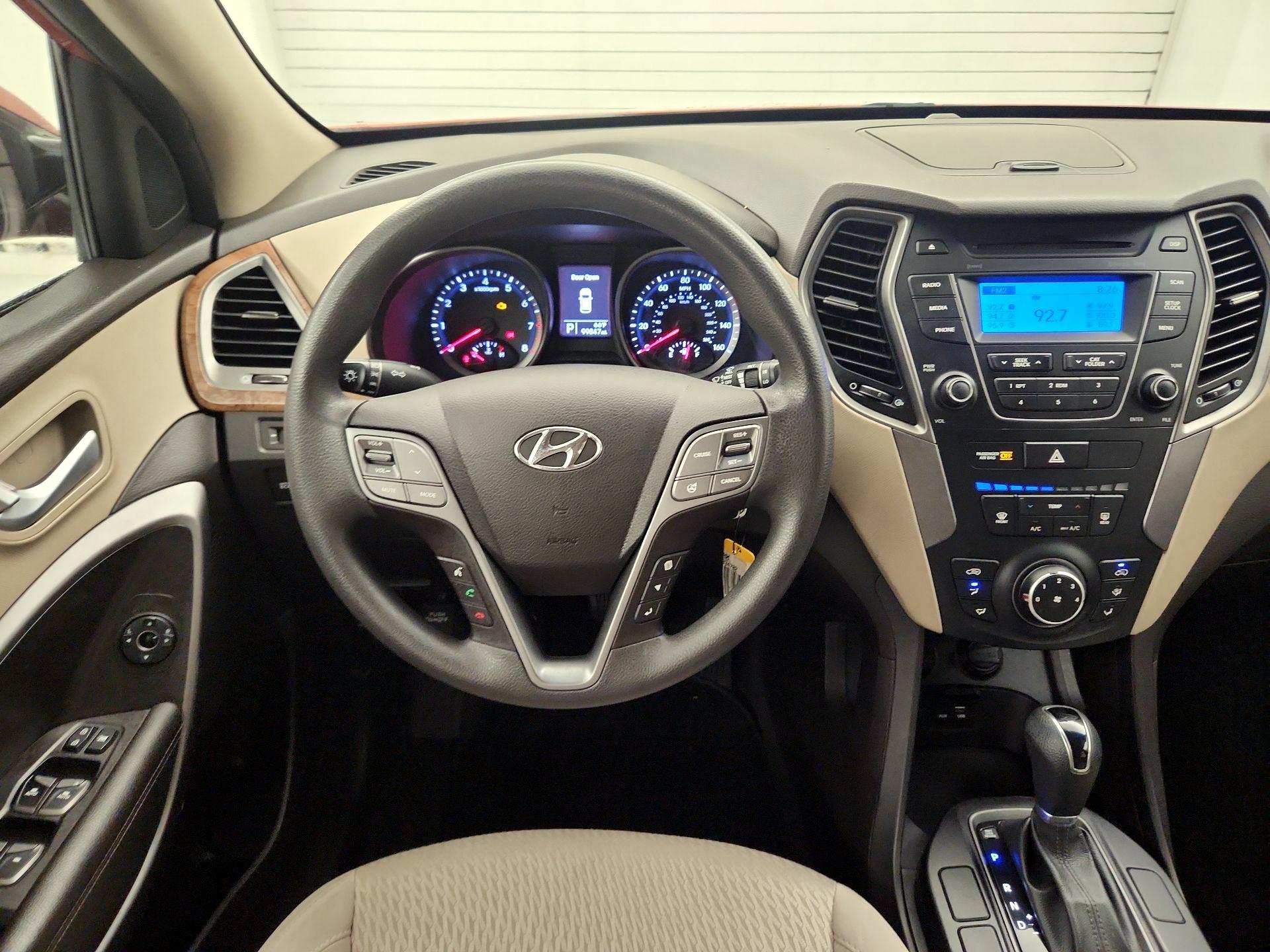 Thumbnail: 2016 Hyundai Santa Fe - 10