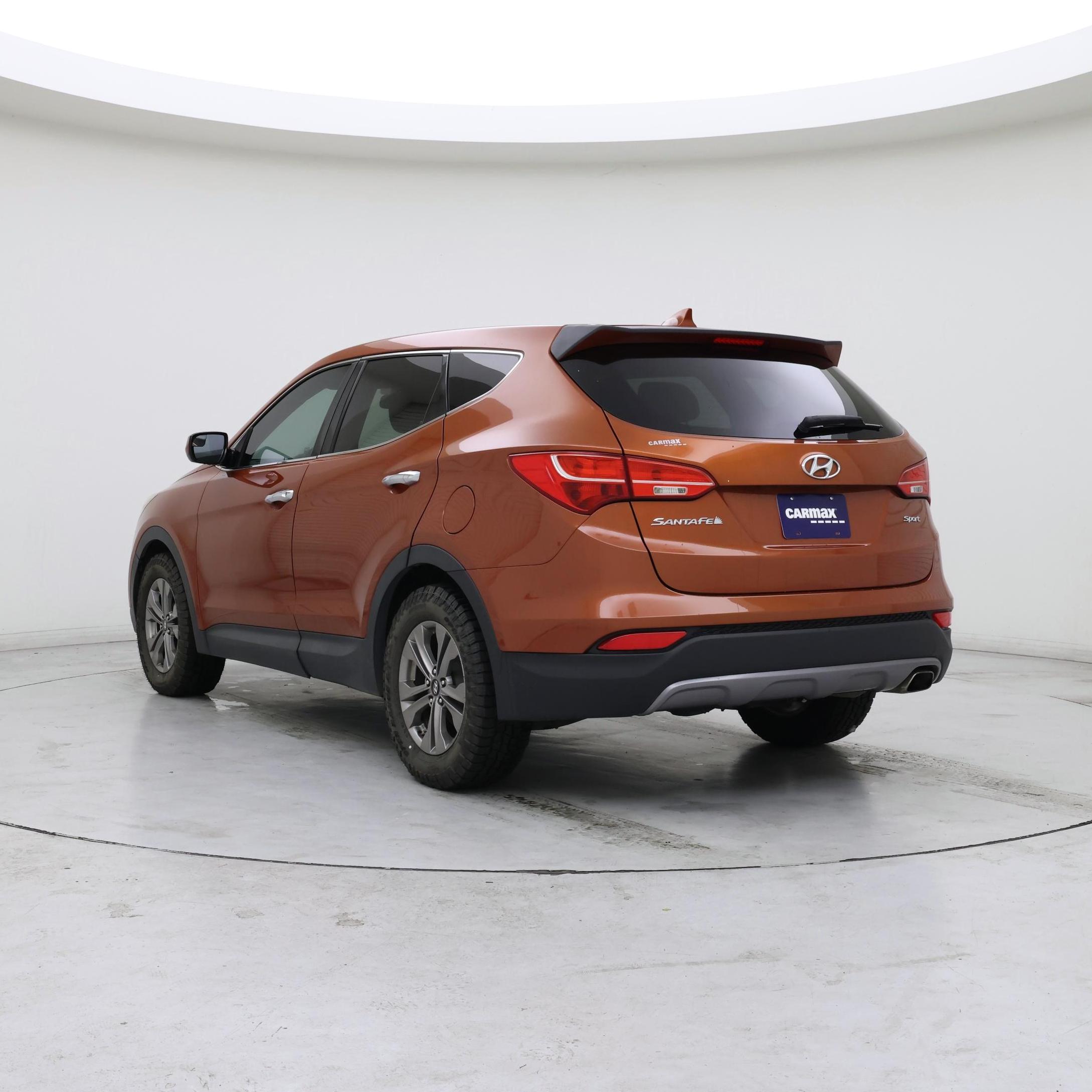 Thumbnail: 2016 Hyundai Santa Fe - 2