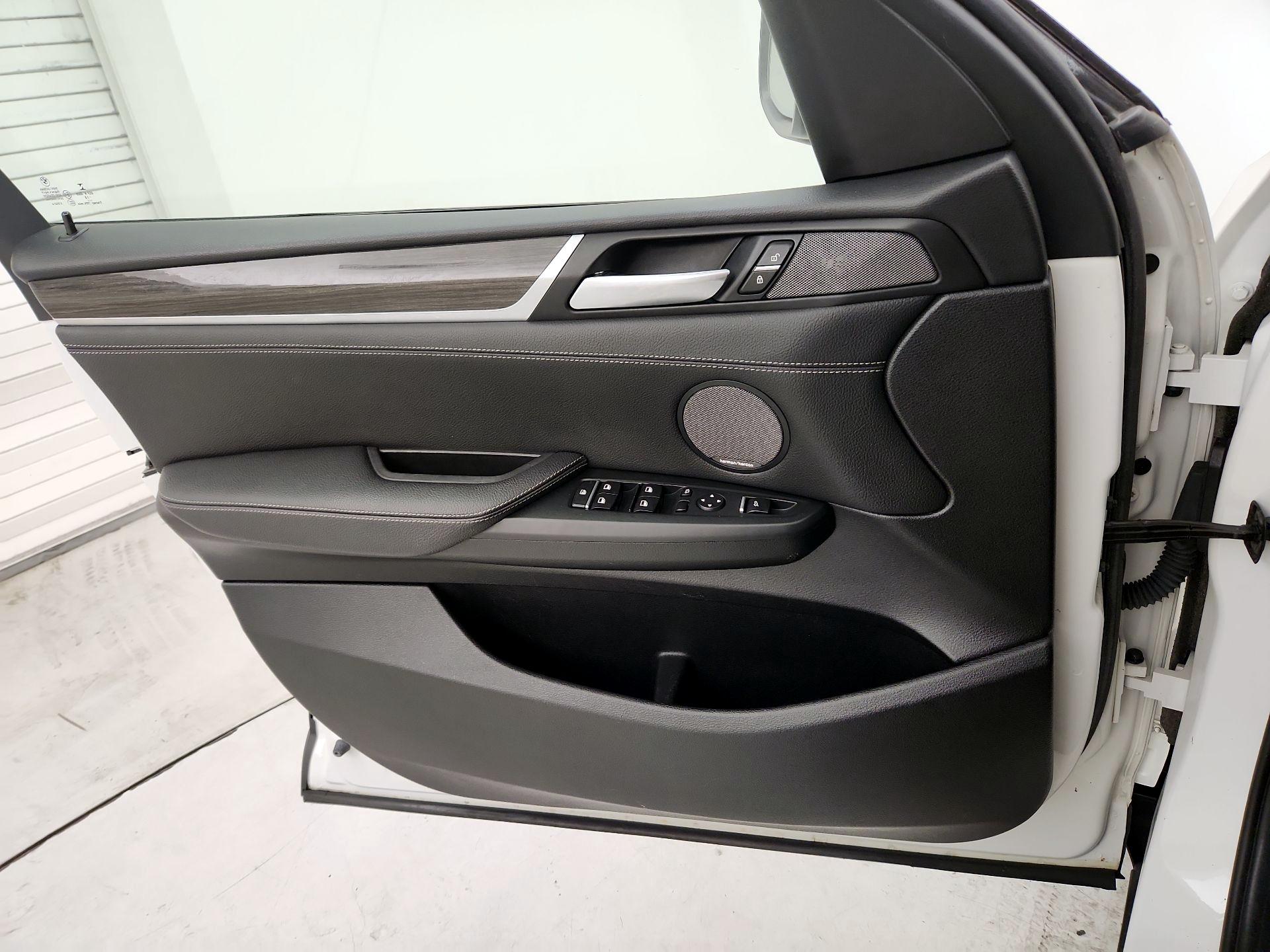 Thumbnail: 2017 BMW X3 - 12