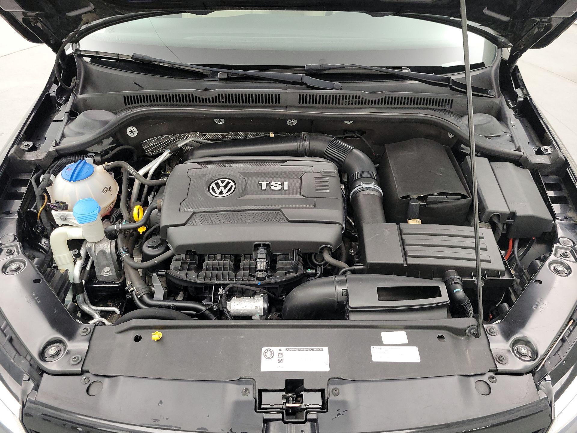Thumbnail: 2014 Volkswagen Jetta - 20