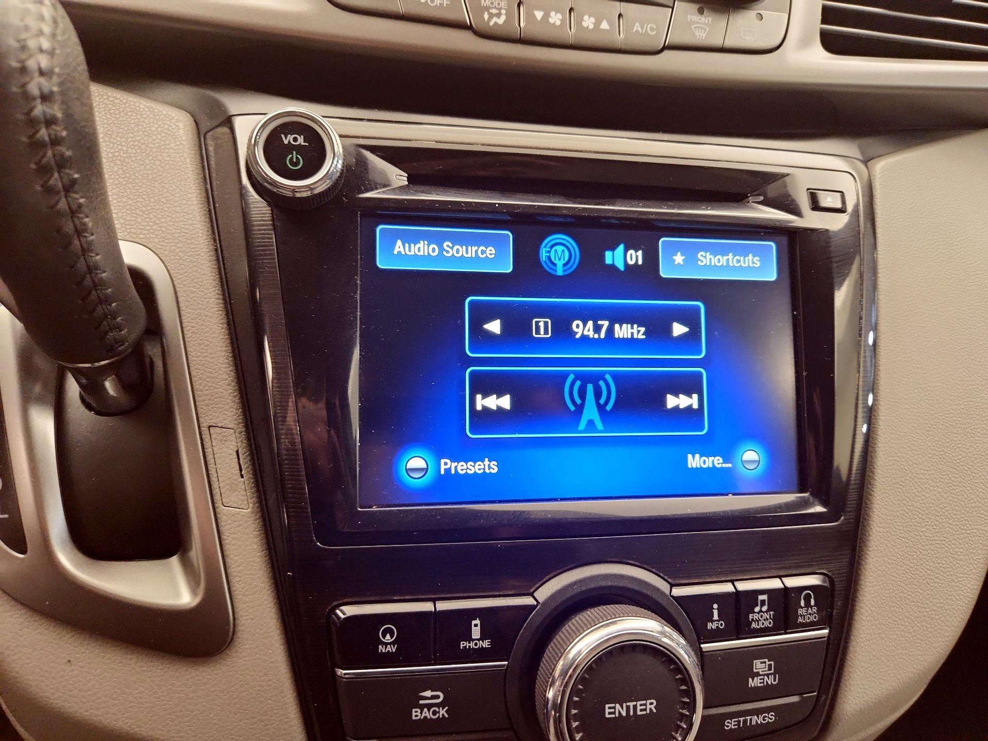 Thumbnail: 2016 Honda Odyssey - 15