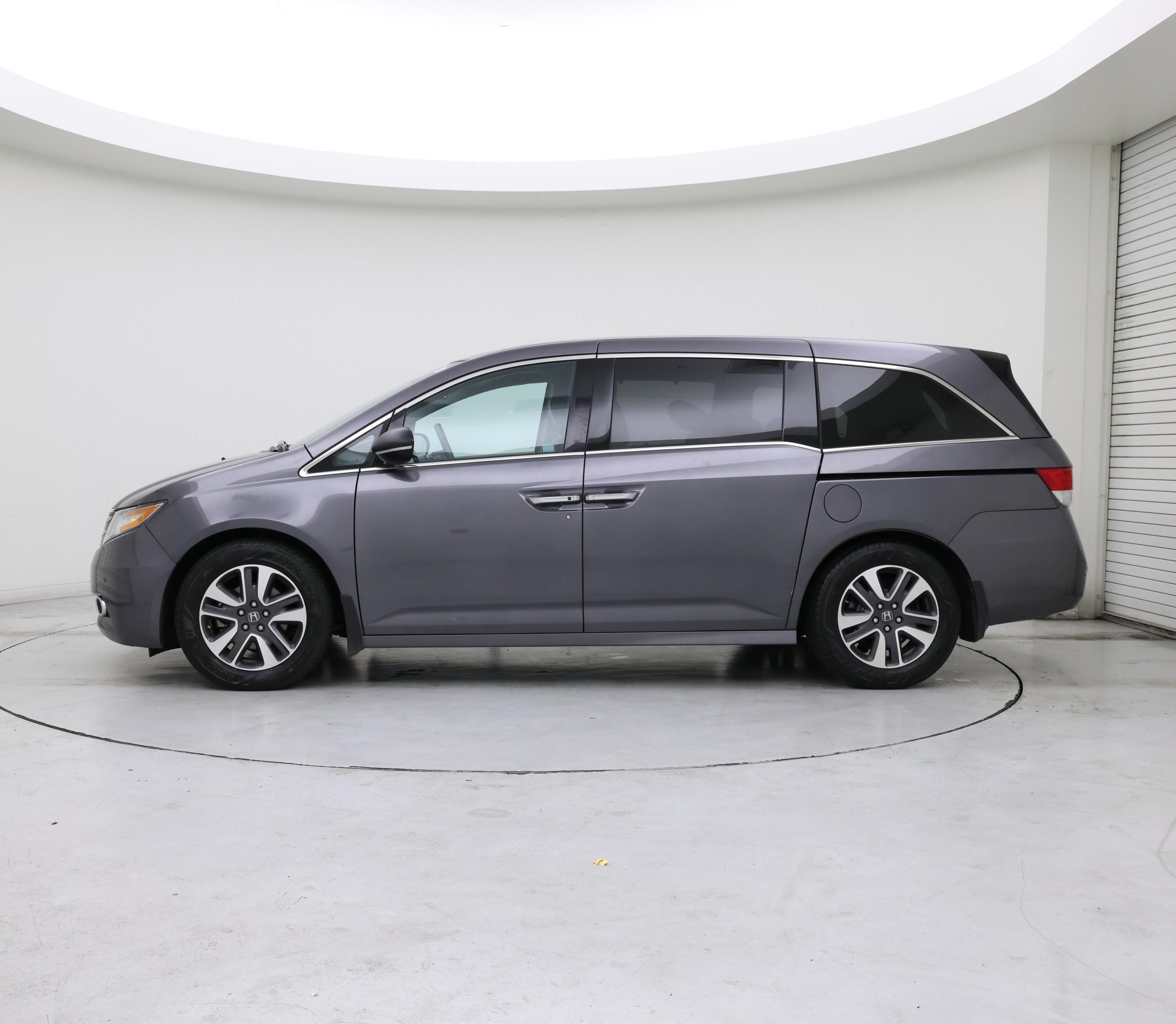 Thumbnail: 2016 Honda Odyssey - 3
