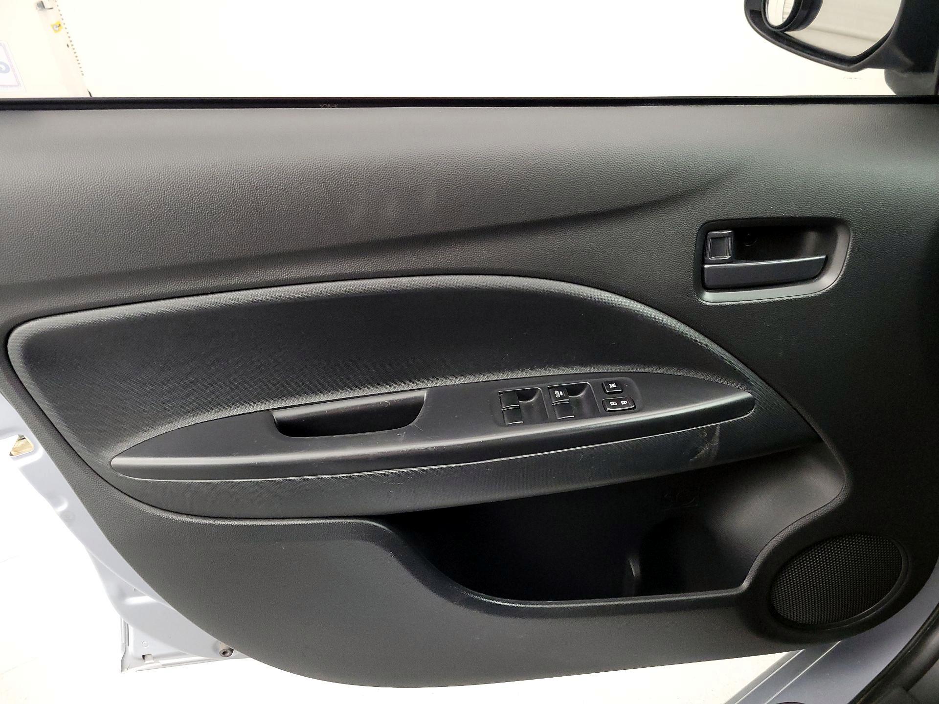 Thumbnail: 2020 Mitsubishi Mirage G4 - 12